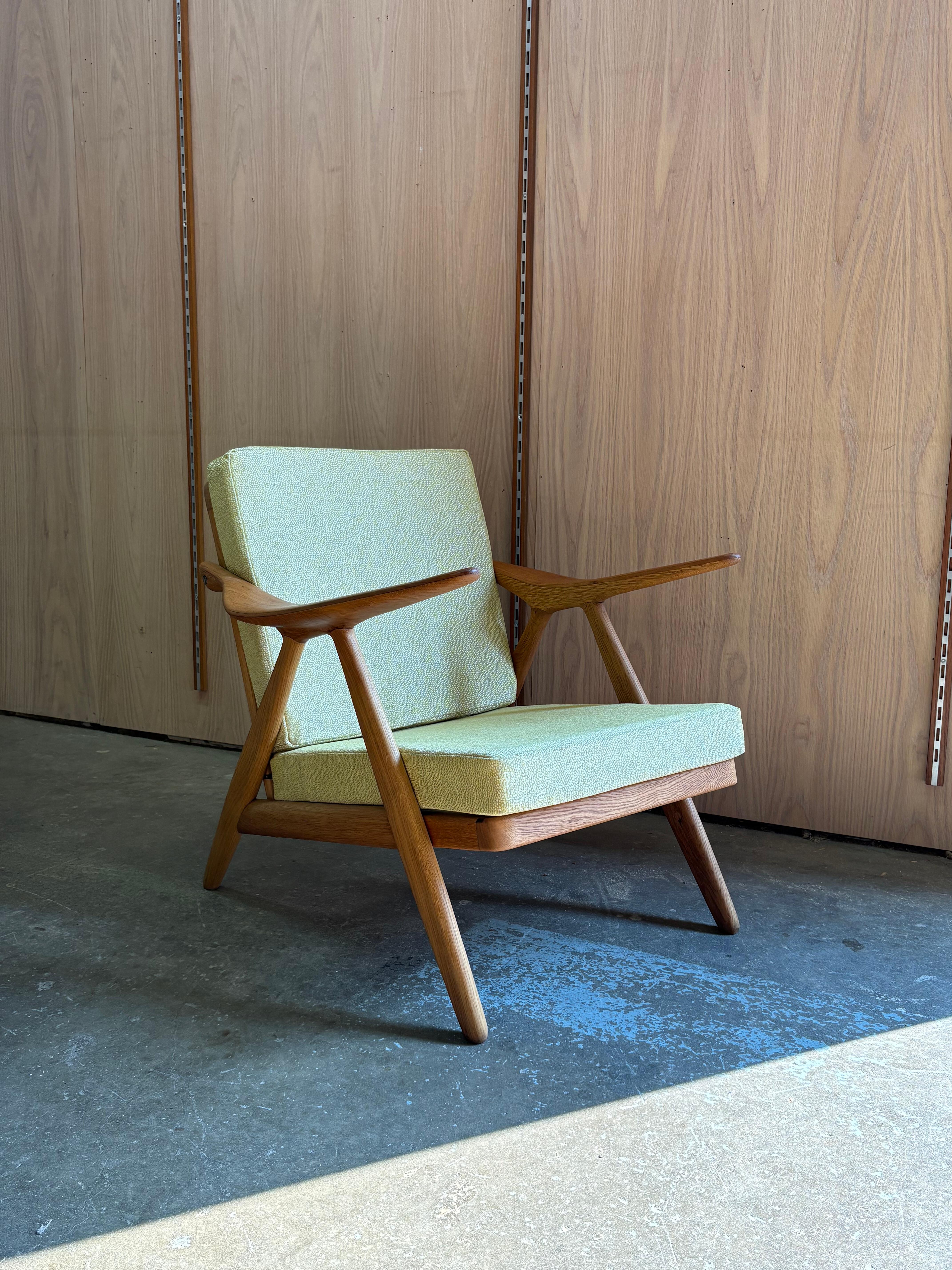 Chaise longue en teck et chêne des années 1950 par Arne Hovmand-Olsen en vente 1