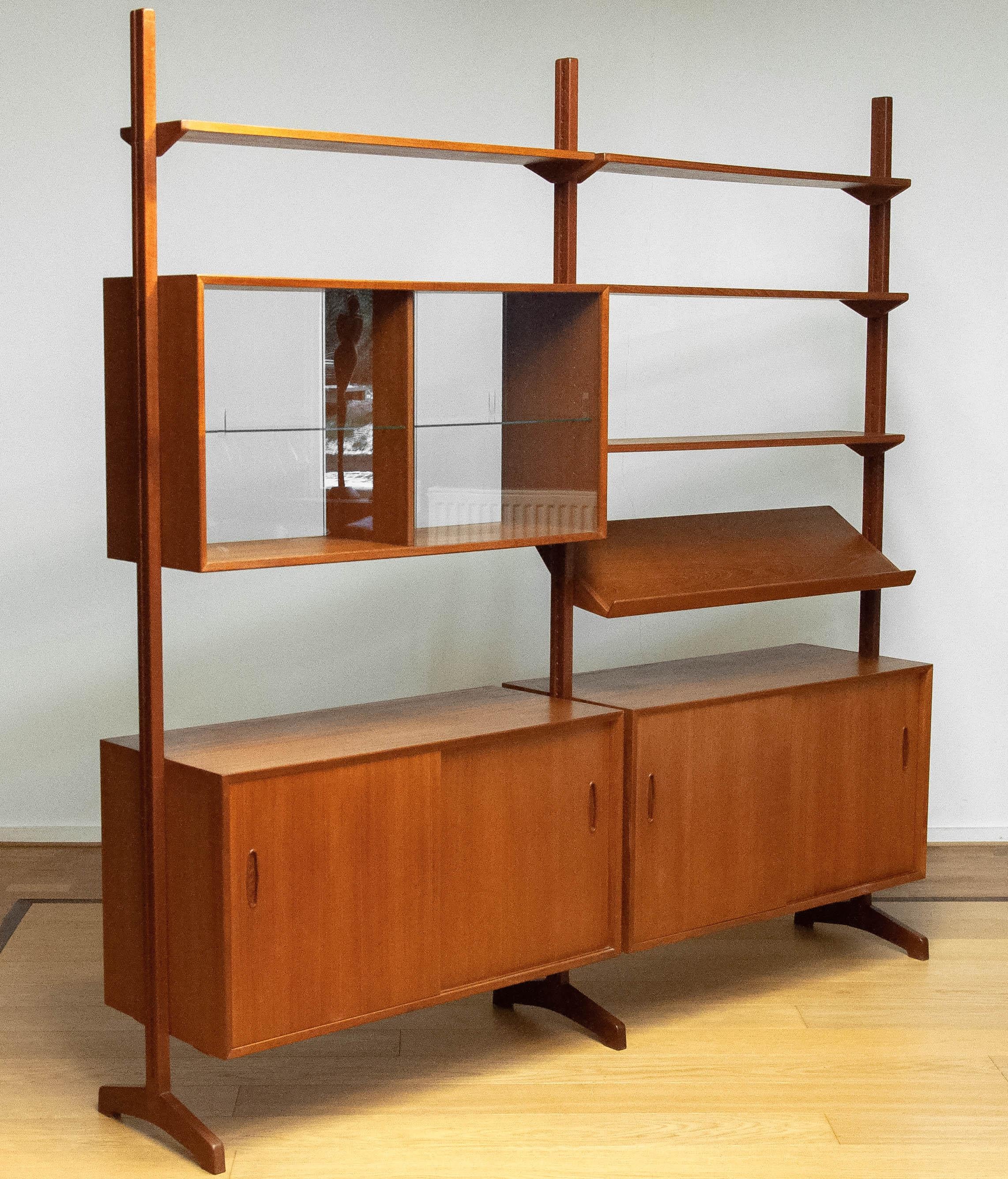 Swedish 1950s Teak Bookcase Shelf Cabinet / Room divider By Nils Jonsson For Troeds. For Sale