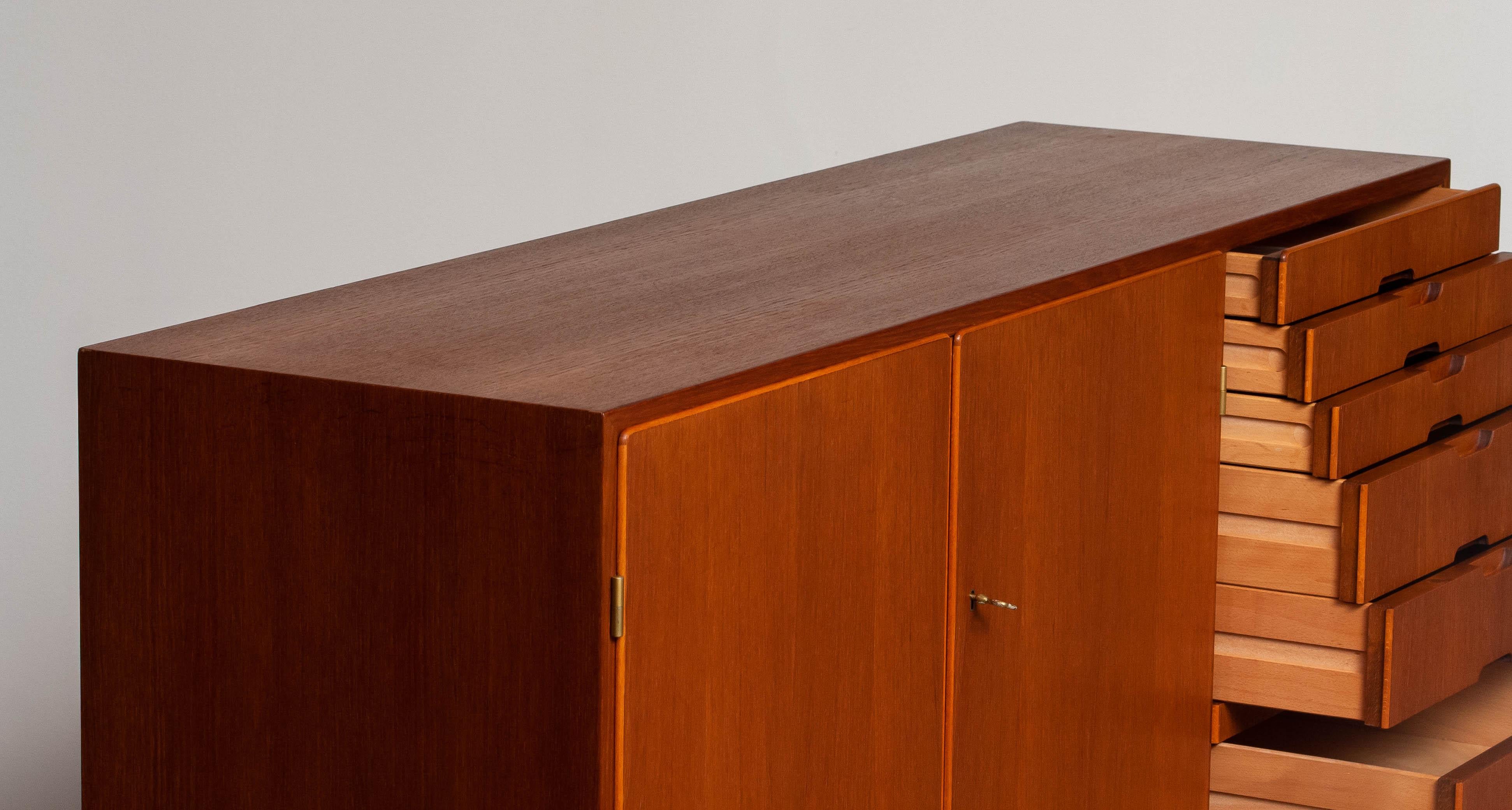 1950s   Buffet in teak, Credenze di  Carl Löfving & Söner, Svezia in vendita 7