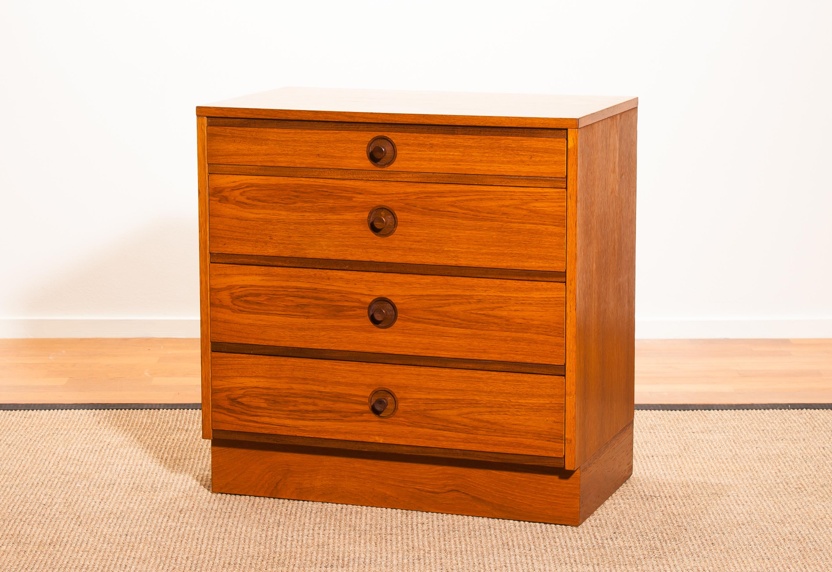 Very nice chest of drawers by Børge Mogensen for Karl Andersson & Söner Denmark.
This cabinet is made of teak and has four drawers.
It is in a beautiful condition.
Period 1950s.
Dimensions: H 68 cm, W 66 cm, D 40 cm.