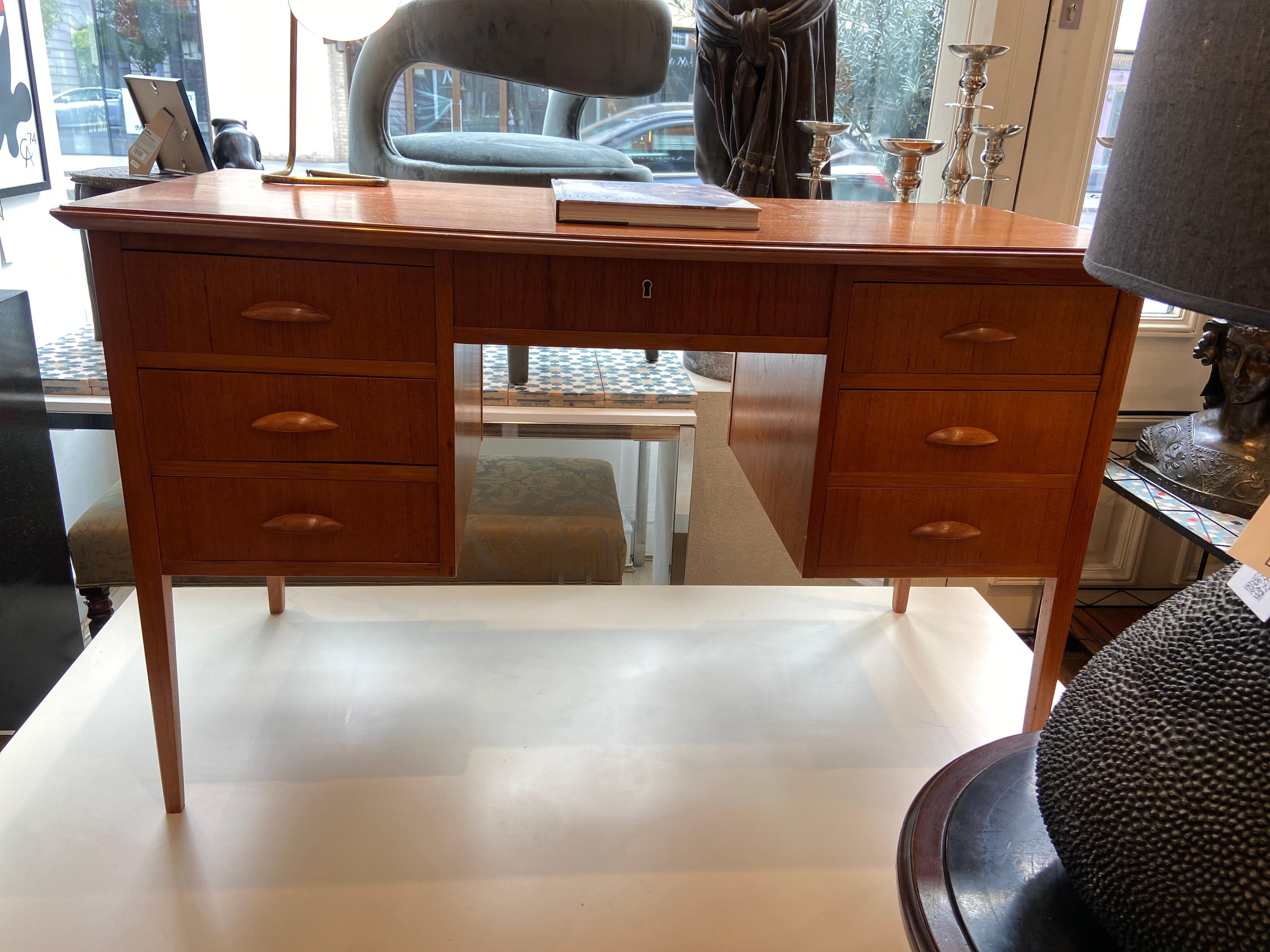 1950's teak desk by Niels Christensen Jun For Sale 3