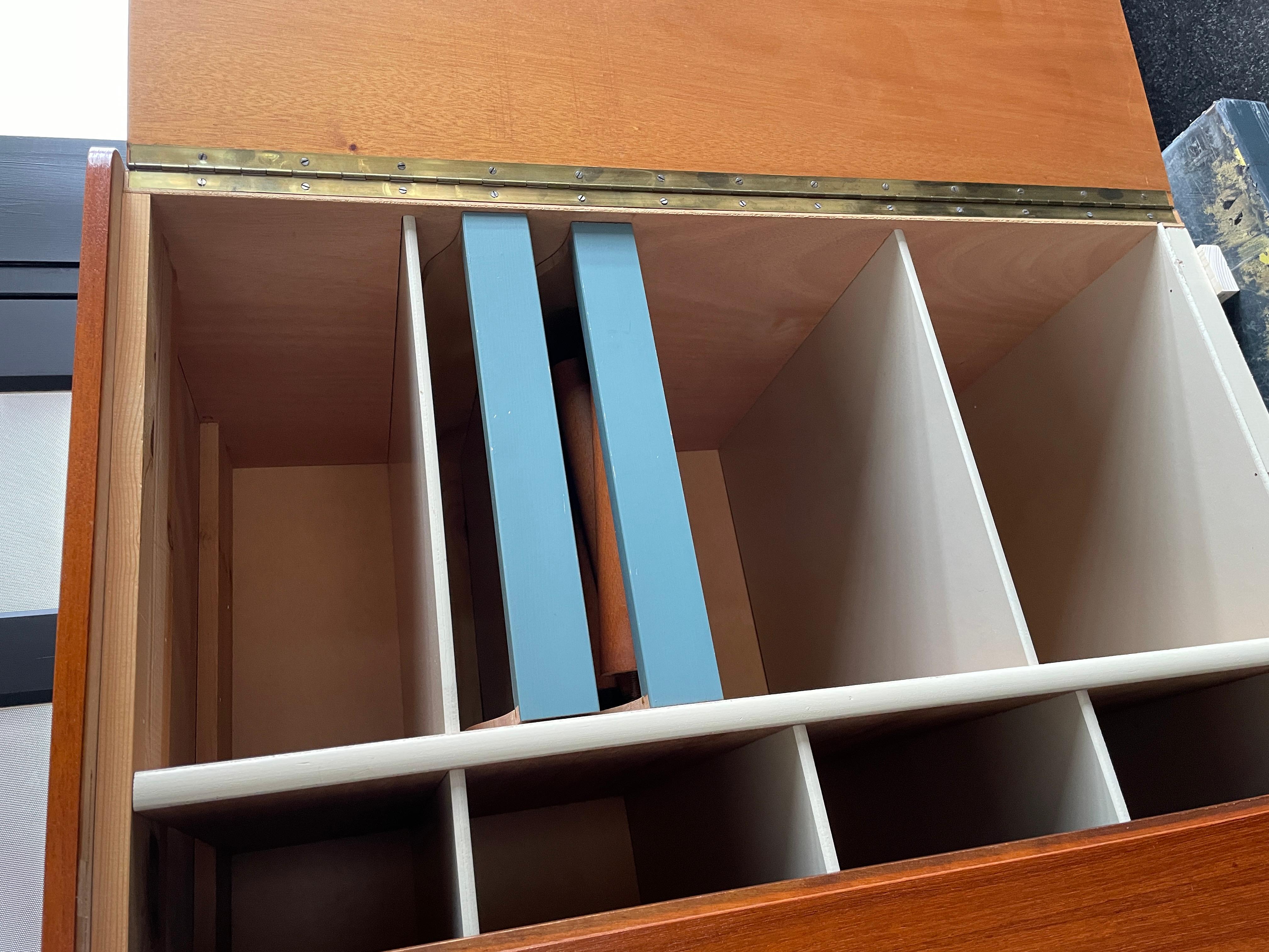 Teakholz High Boy / Buffetschrank , Schweden, 1950er Jahre im Angebot 1