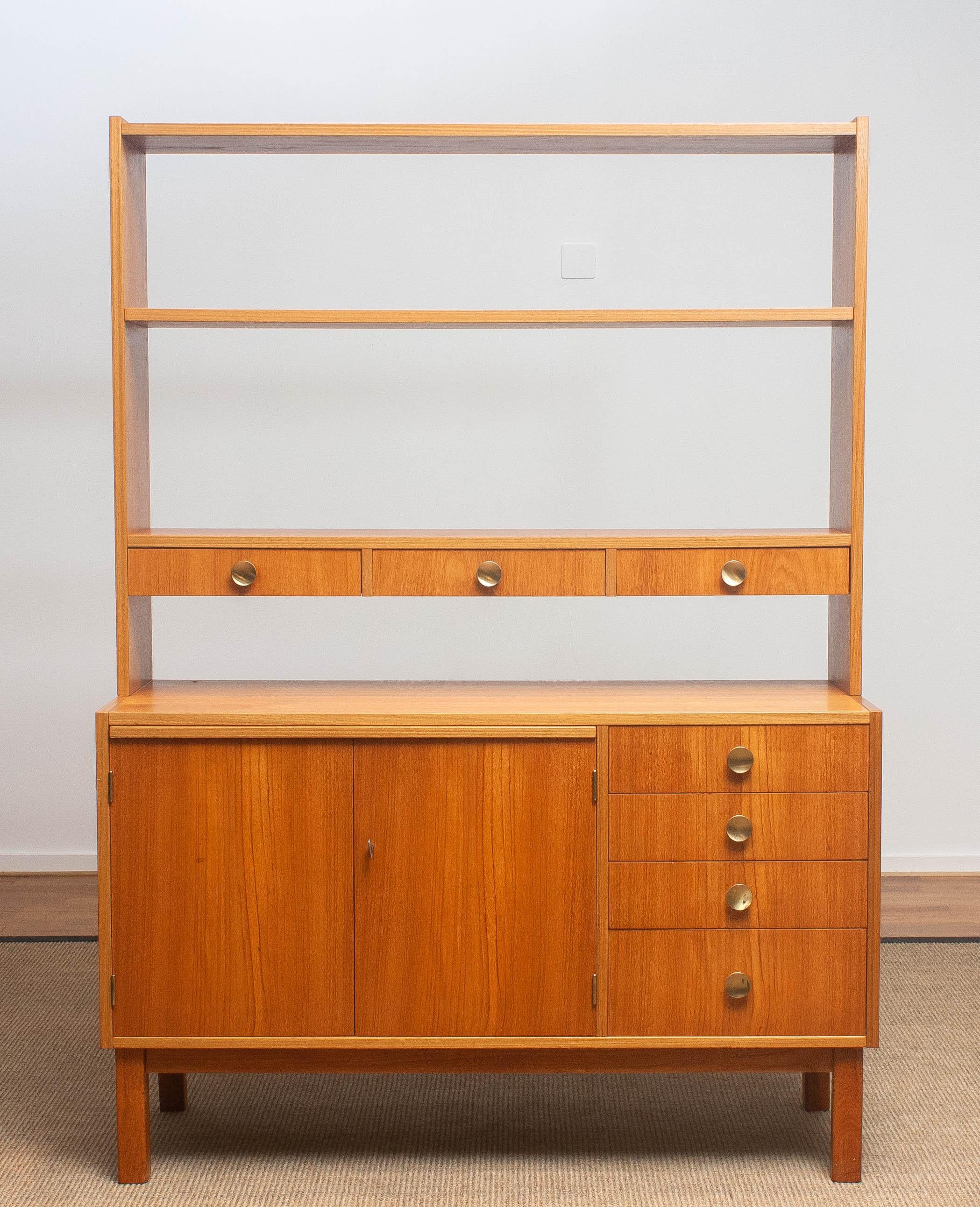 1950s Teak Veneer and Brass Bookshelves Cabinet with Writing Space from Sweden In Good Condition In Silvolde, Gelderland