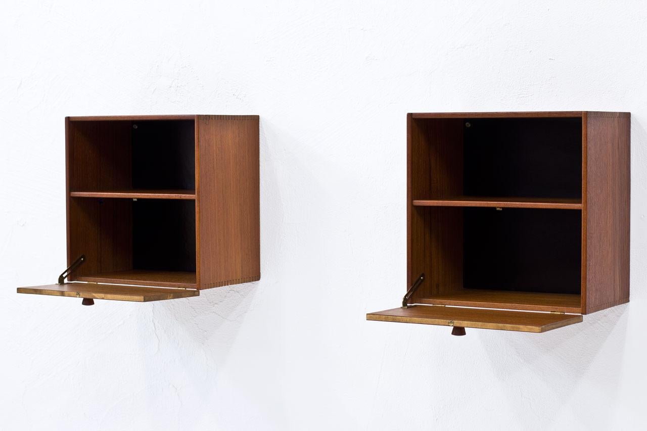 Swedish 1950s Teak Wall-Mounted Night Stands by Troeds, Sweden