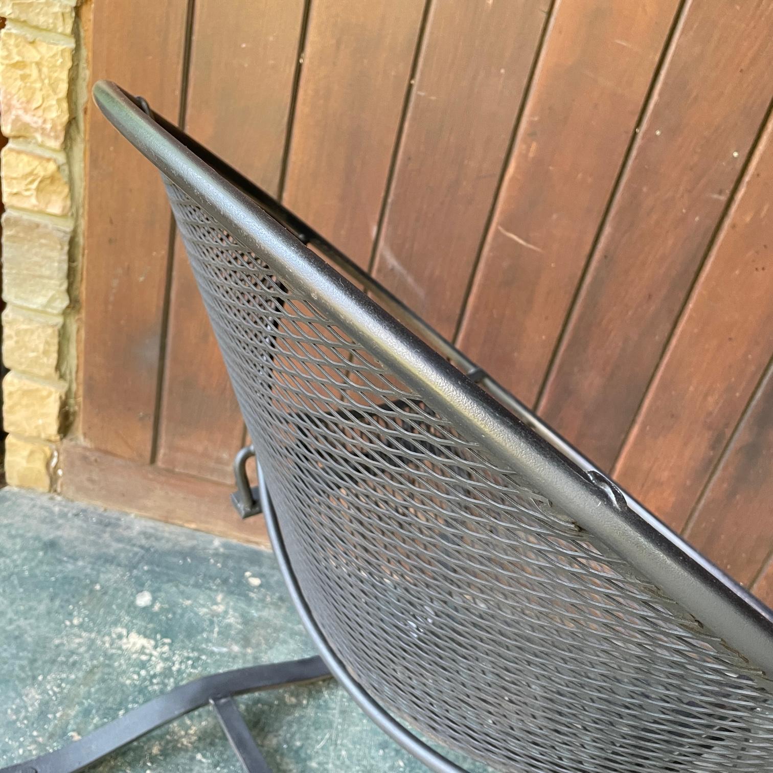 1950s Tempestini Salterini Cantilever Patio Rocking Radar Lounge Chairs In Fair Condition In Hyattsville, MD