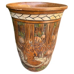 1950 Vase en terre cuite peint et gravé Figurative Nude Faux Wood