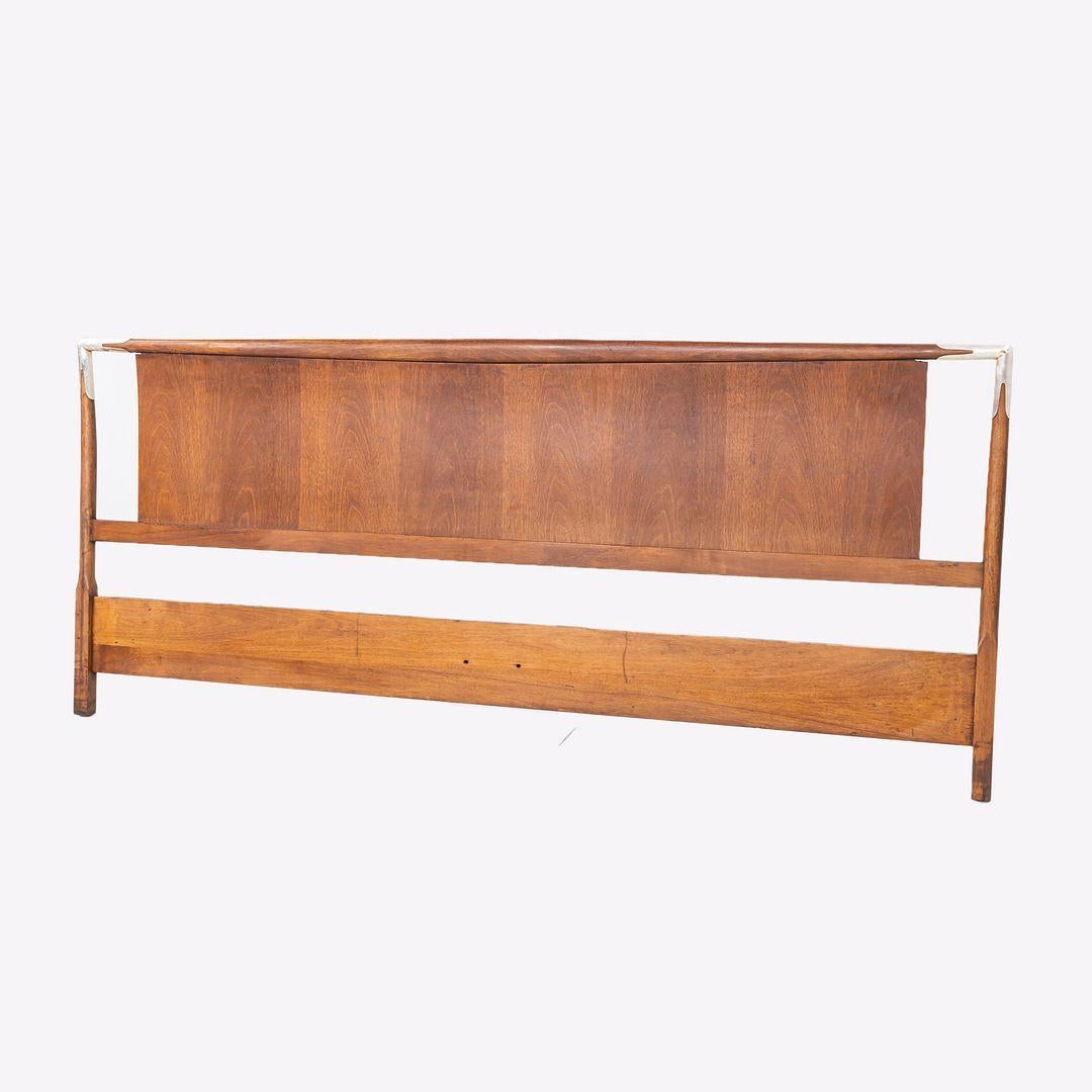 American 1950s T.H. Robsjohn Gibbings for Widdicomb King Size Headboard in Walnut For Sale