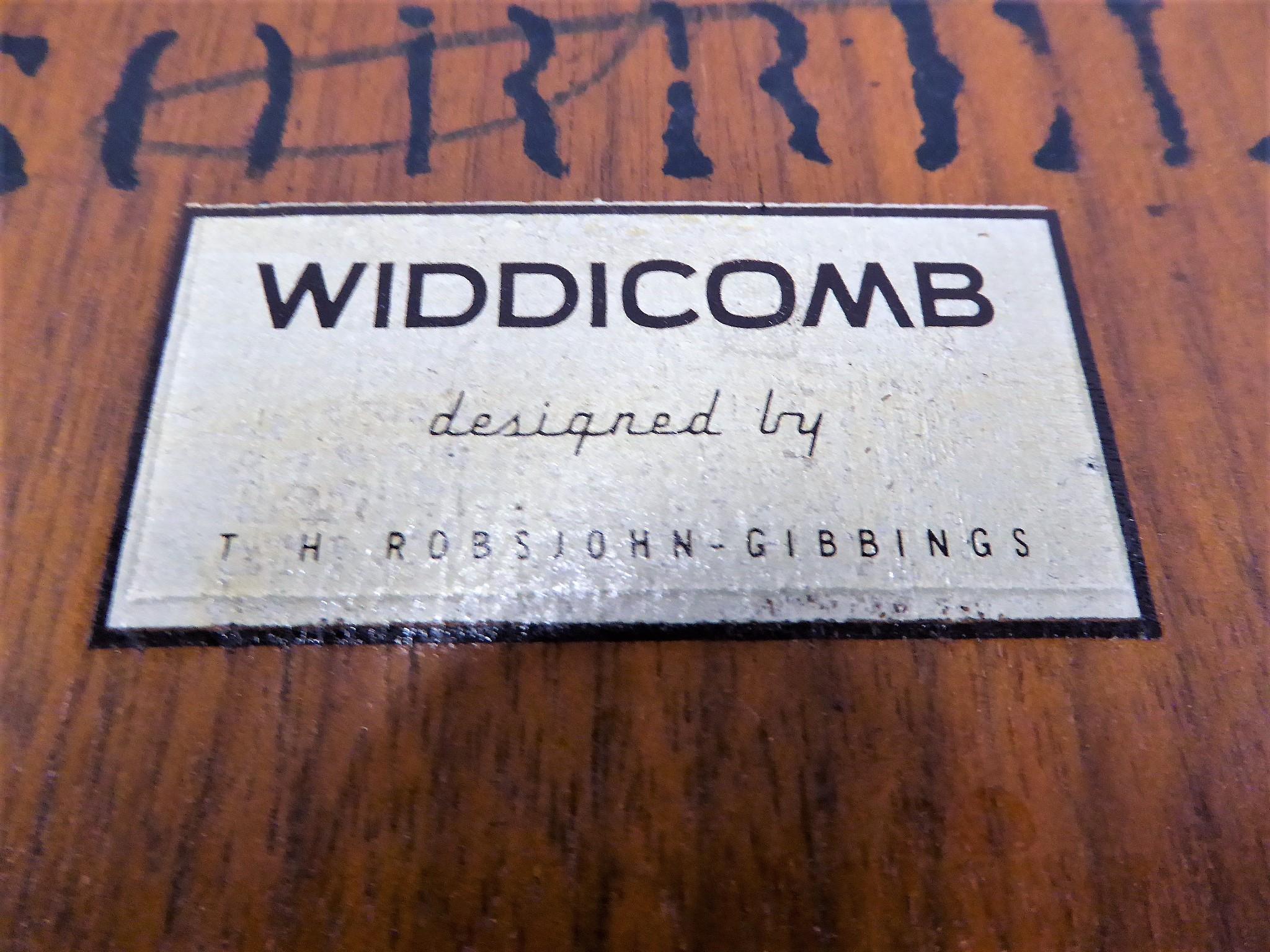 1950s Robsjohn Gibbings Mid Century Modern Nesting Stacking Tables for Widdicomb 2