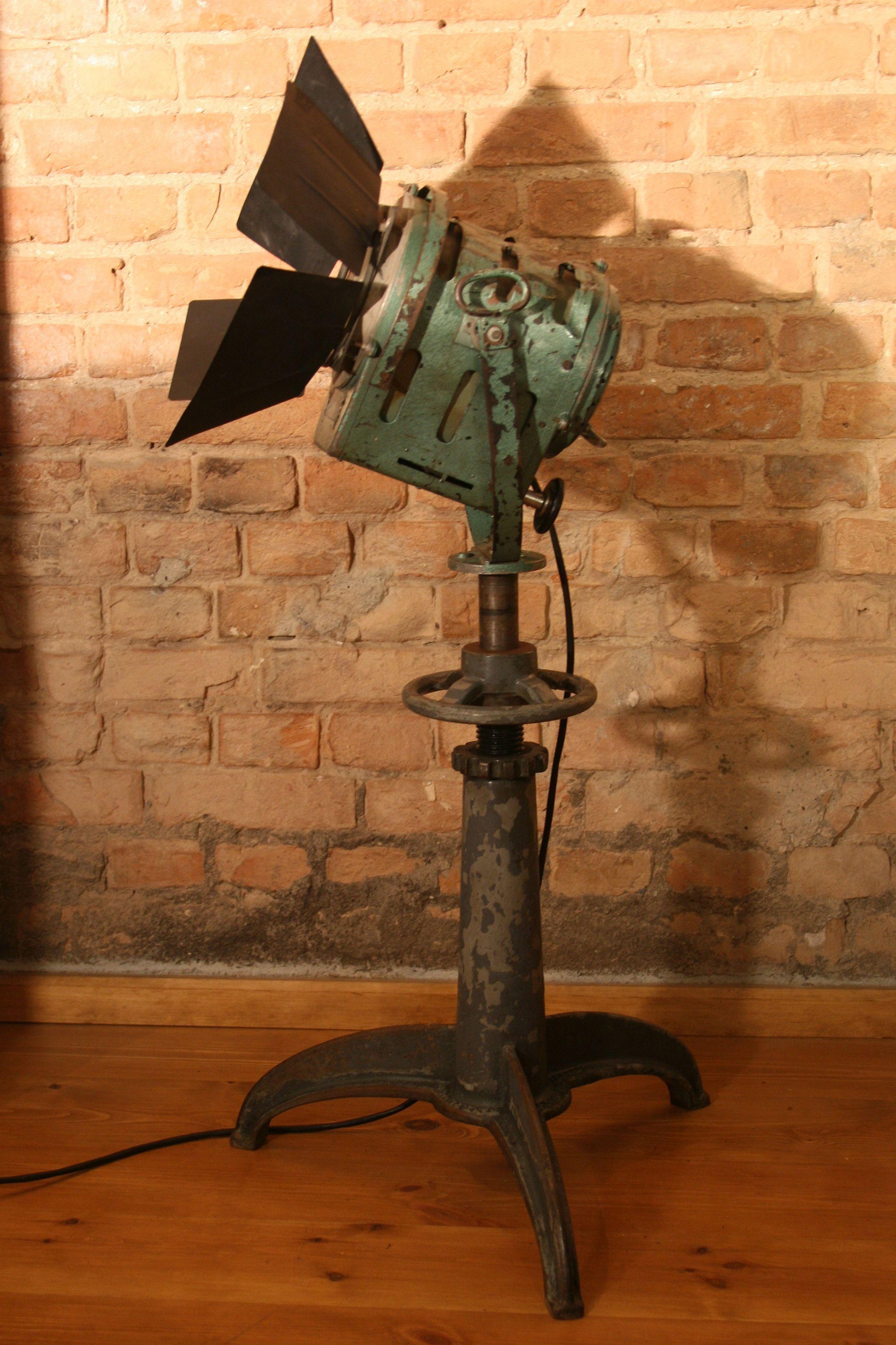 1950s Theater and Film Spotlight Model 150 For Sale 8