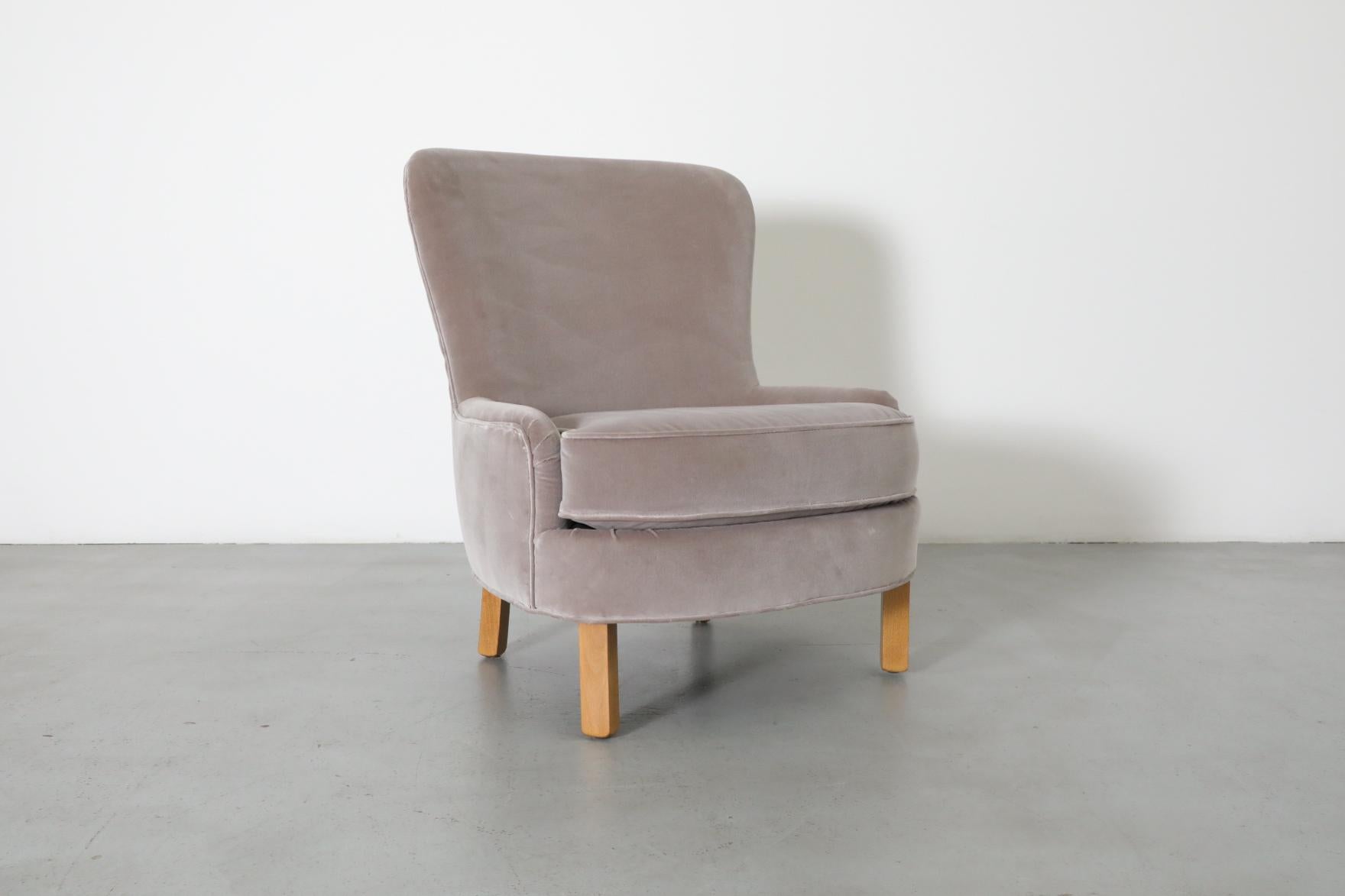 1950s Theo Ruth Lounge Chair for Artifort in Taupe Upholstery by Knoll For Sale 6