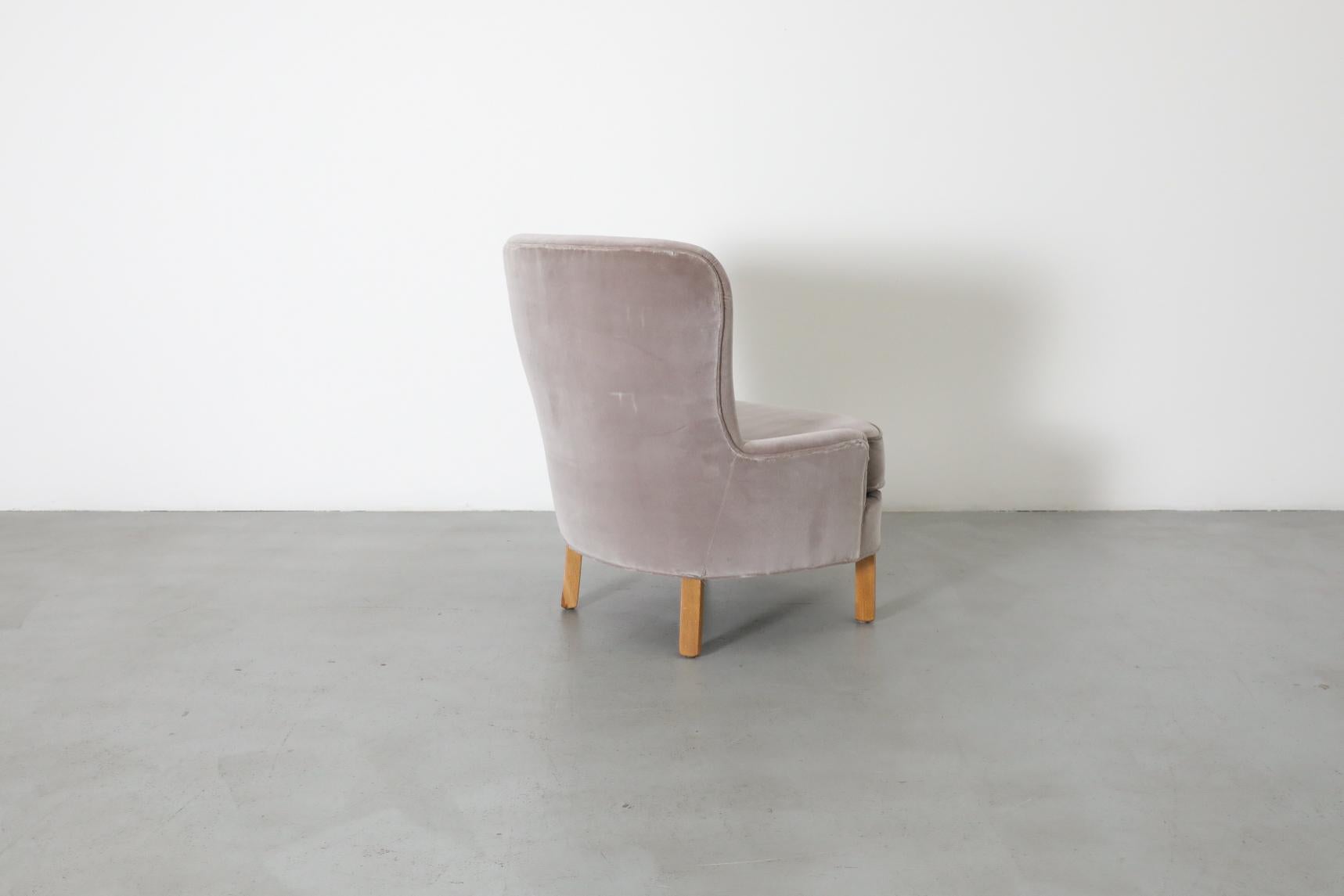 1950s Theo Ruth Lounge Chair for Artifort in Taupe Upholstery by Knoll For Sale 2