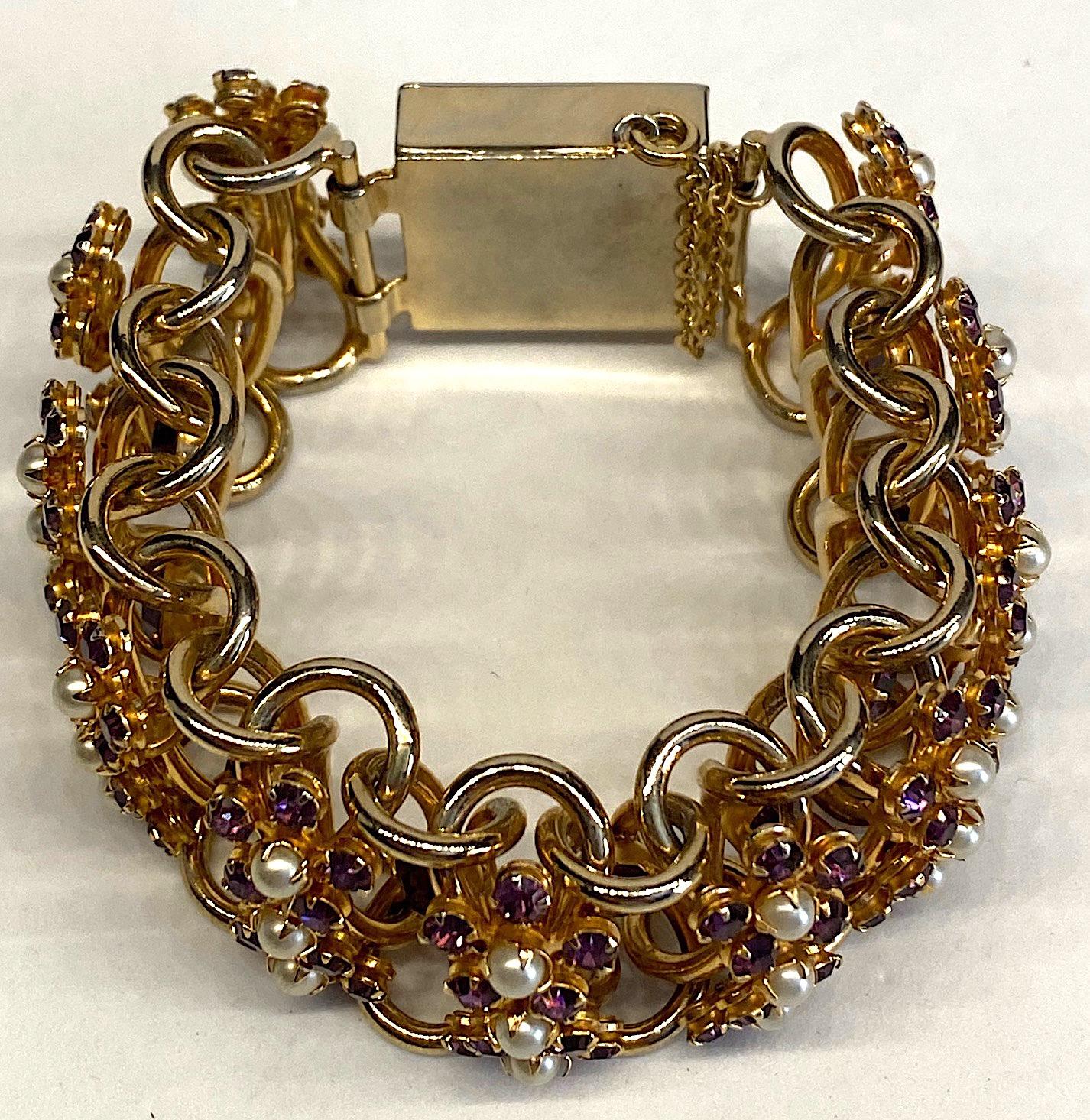 1950s Large Open Link and Purple Rhinestone and Pearl Bracelet In Good Condition For Sale In New York, NY