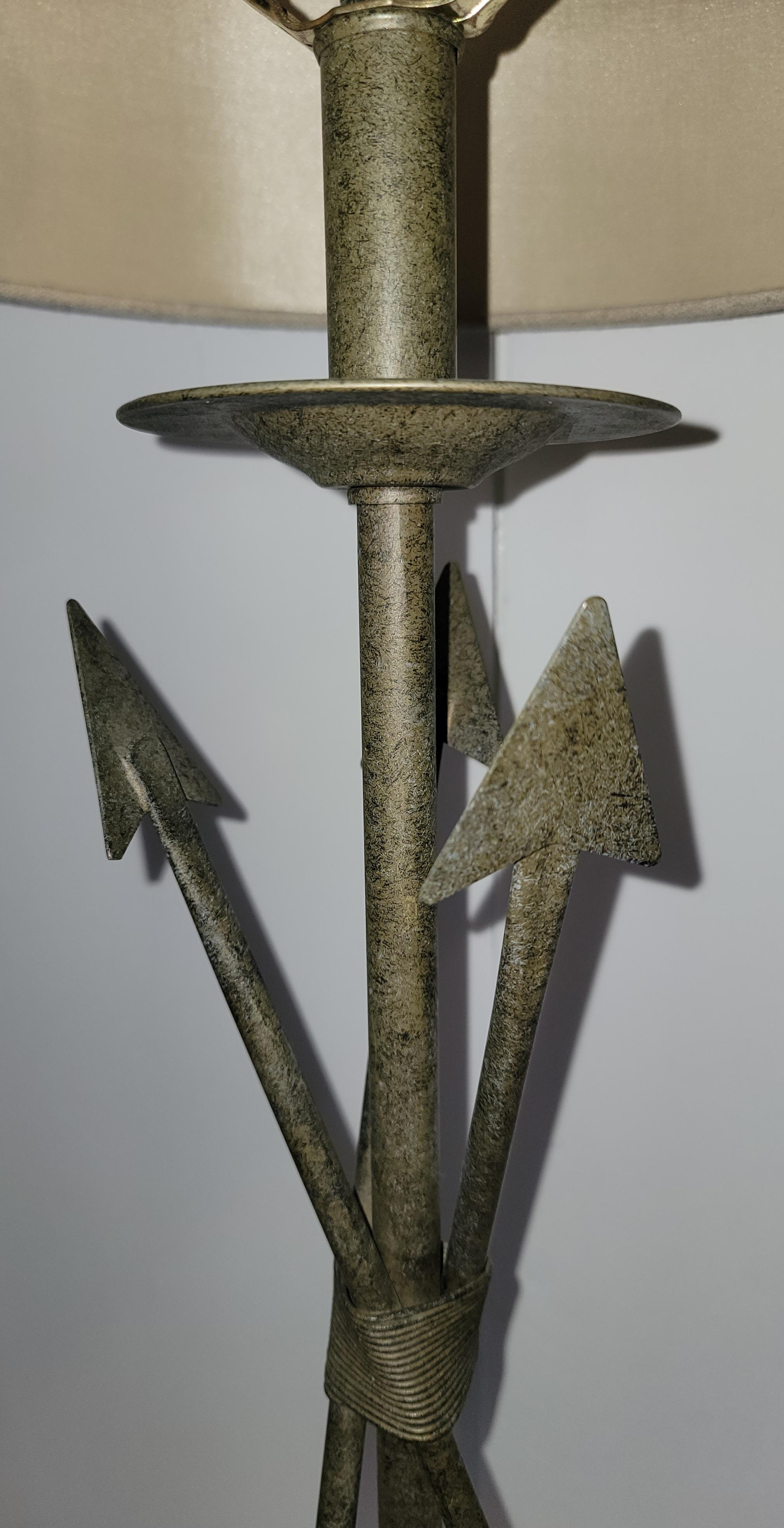 American 1950's Three Arrow Table Lamp
