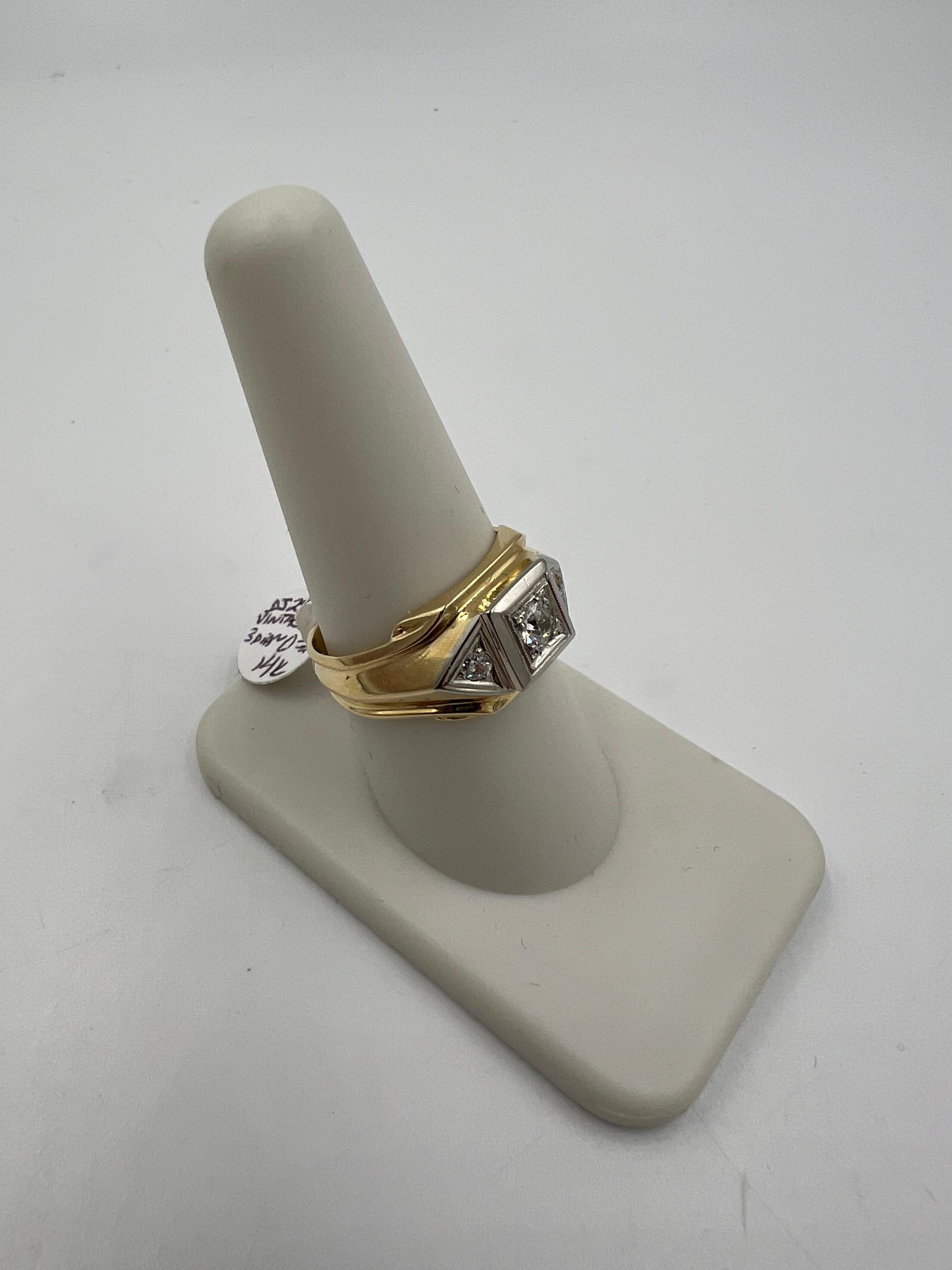 Round Cut 1950s Three Stone Diamond Mens Two Tone Gold Ring