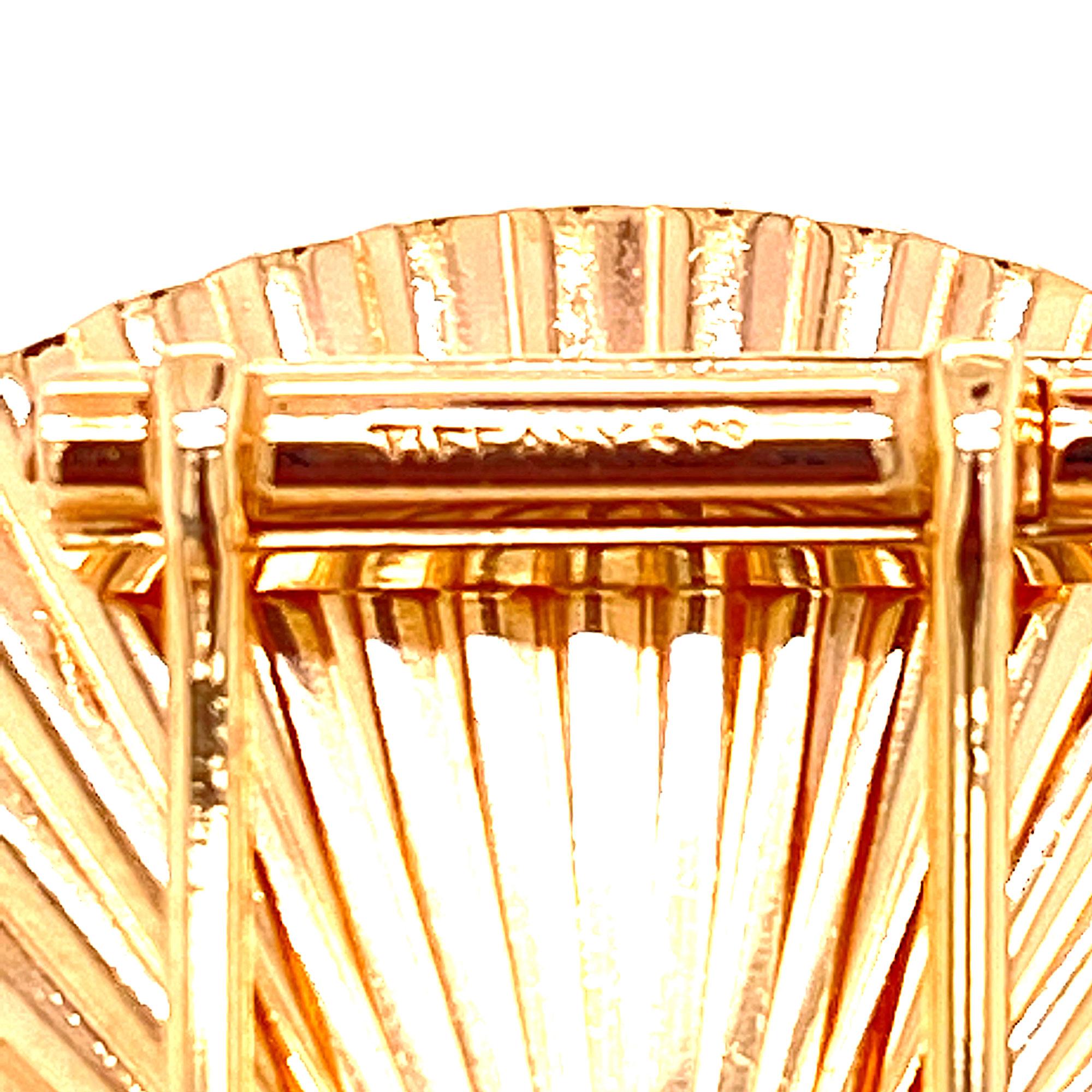 1950s Tiffany & Co. Retro Ribbed Swirl Pin Brooch 14 Karat Yellow Gold 1