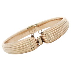 1950
s Tiffany
Company Germany 14K Yellow Gold Ribbed Hinged Bangle Bracelet 1950
s Tiffany
Company Germany 14K Yellow Gold Ribbed Hinged Bangle Bracelet
