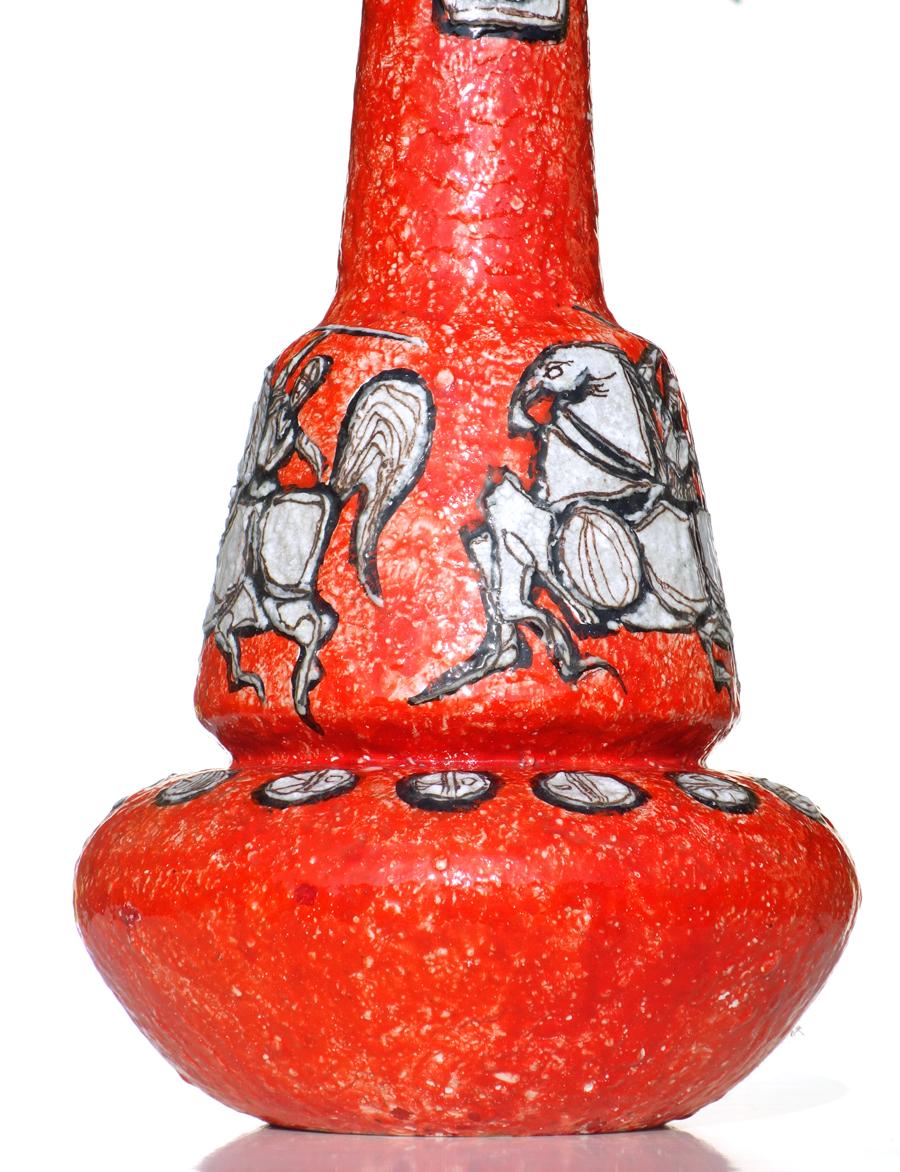 Rote Keramikvase
Perfekter Zustand

Maße: H 64 cm.