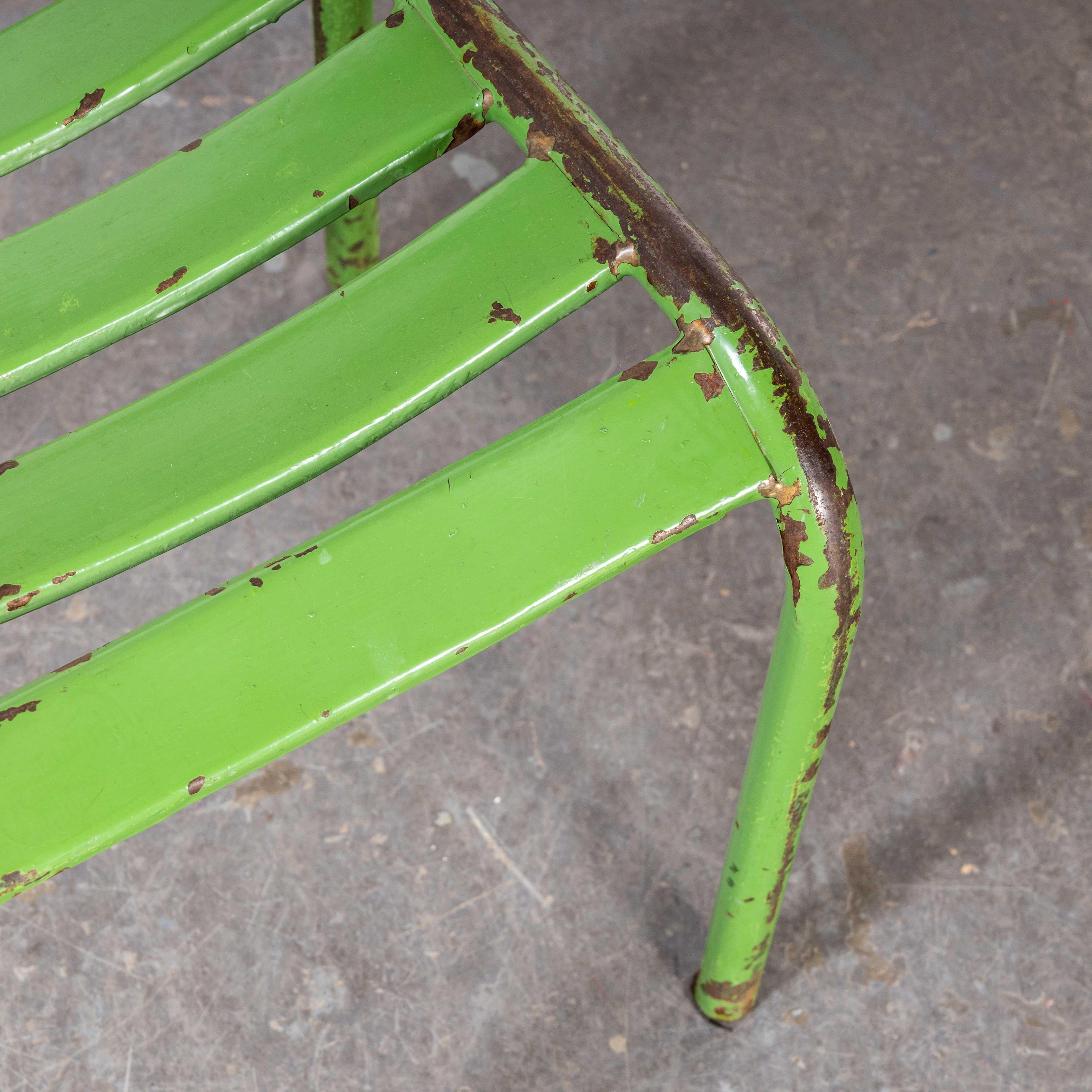 1950’s Toledo French outdoor table and four chair set (1629.2).
1950’s Toledo French outdoor table and four chair set. Reminiscent of Tolix but not made by Tolix, the ‘Toledo’ chair was industrially produced in the 1950’s by various workshops in