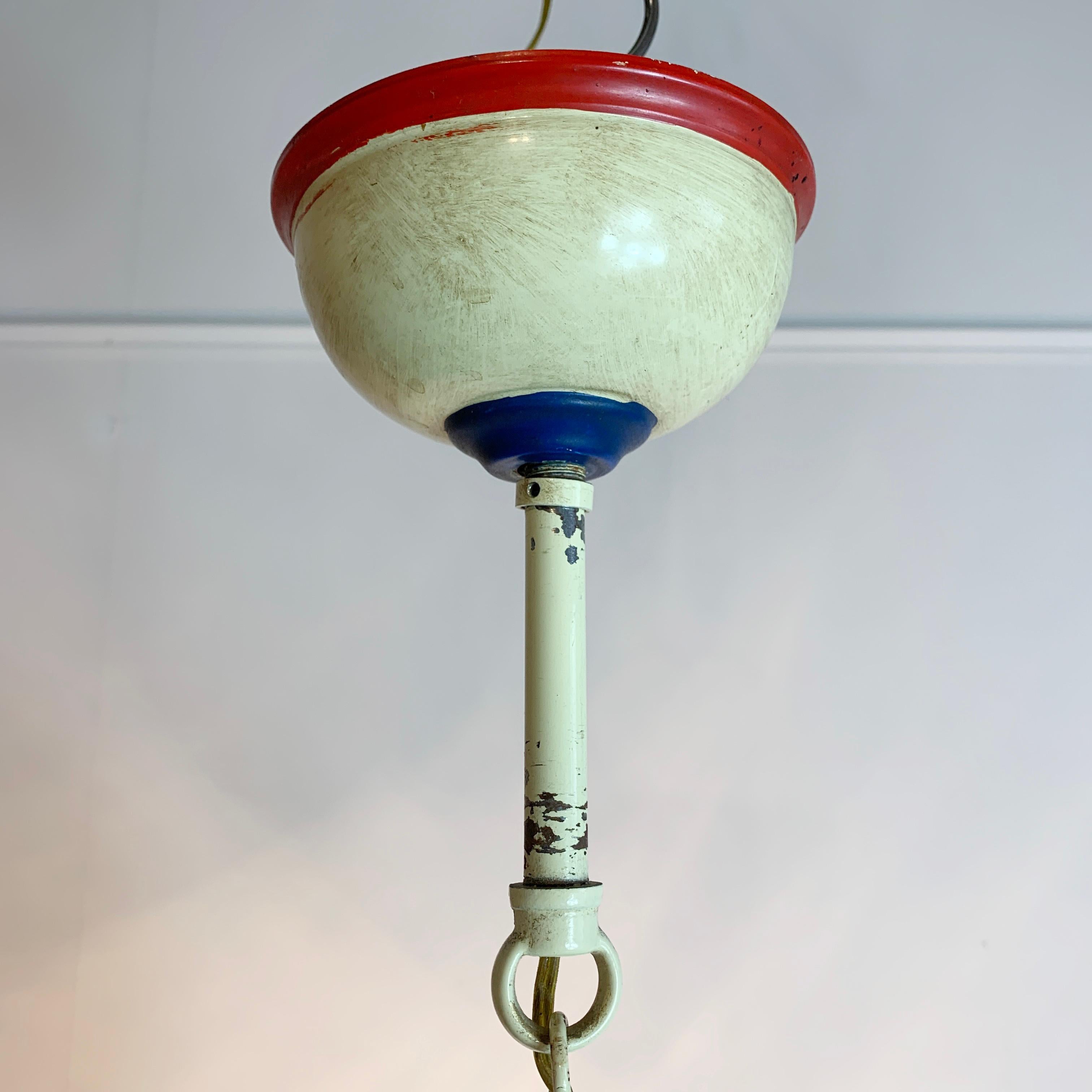 1950’s White Toleware Hot Air Balloon Chandelier In Good Condition For Sale In Hastings, GB