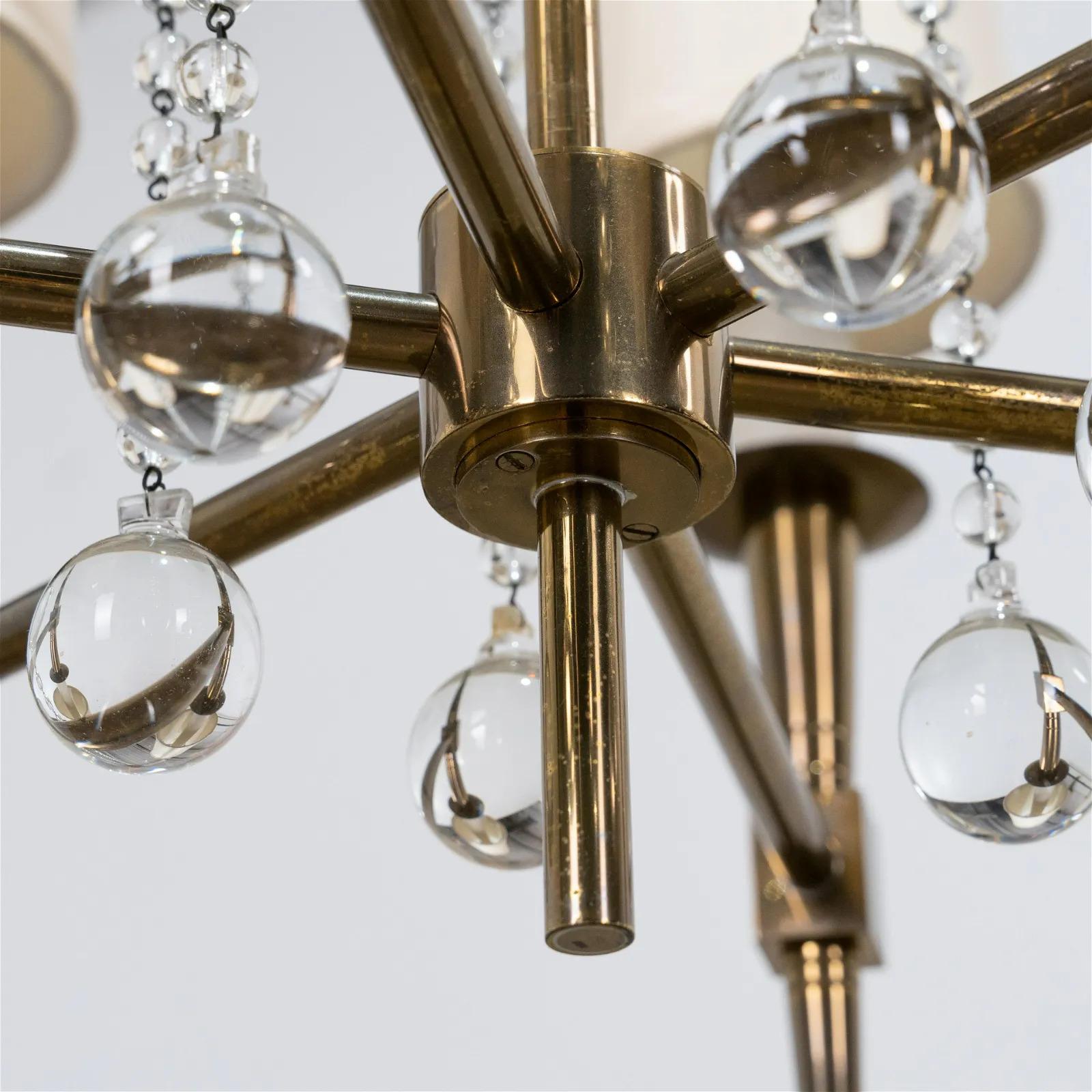 Mid-20th Century 1950s Tommi Parzinger Brass Chandelier For Sale