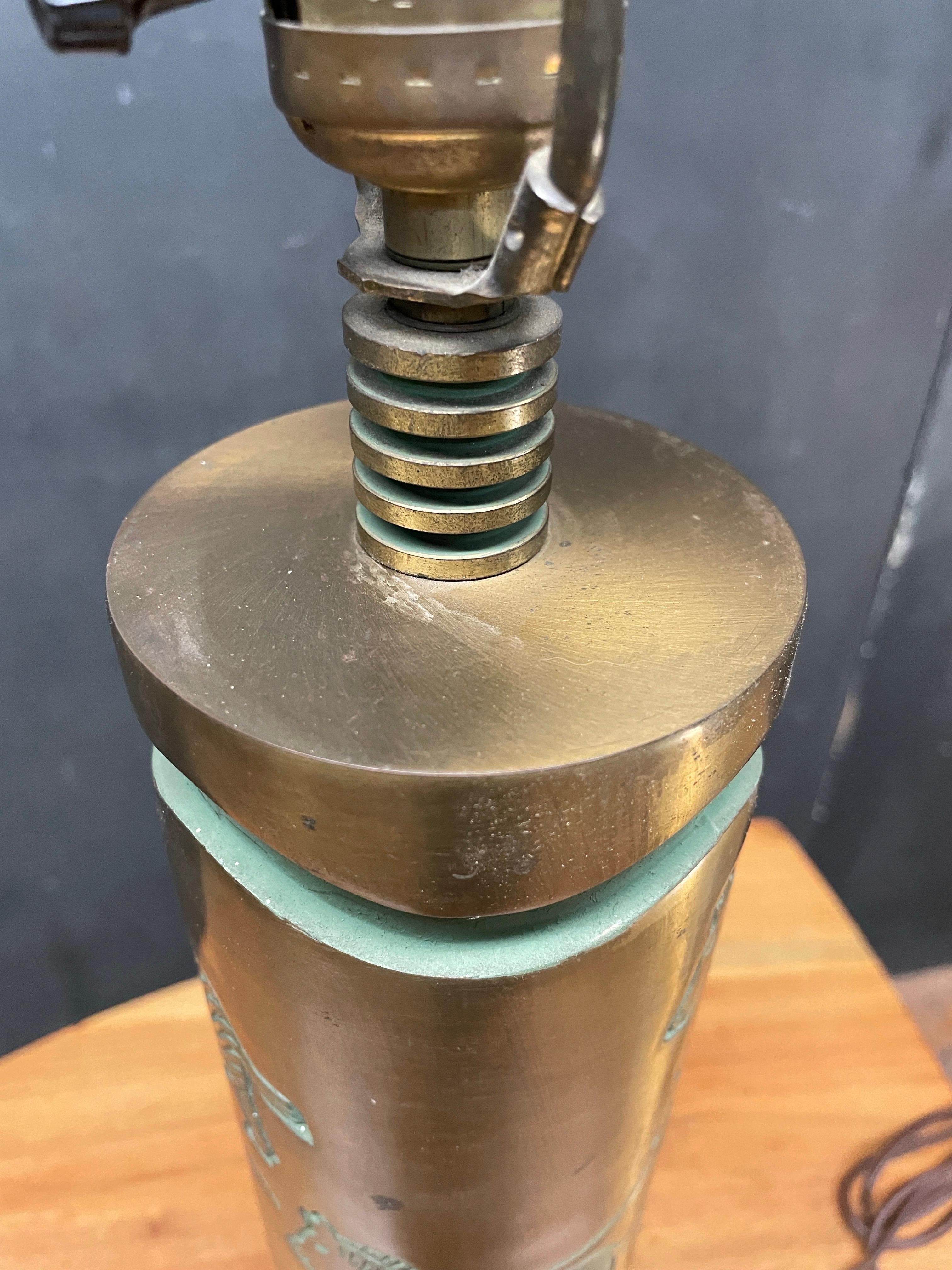Milieu du XXe siècle Lampe en laiton zébré de Tony Paul des années 1950 en vente