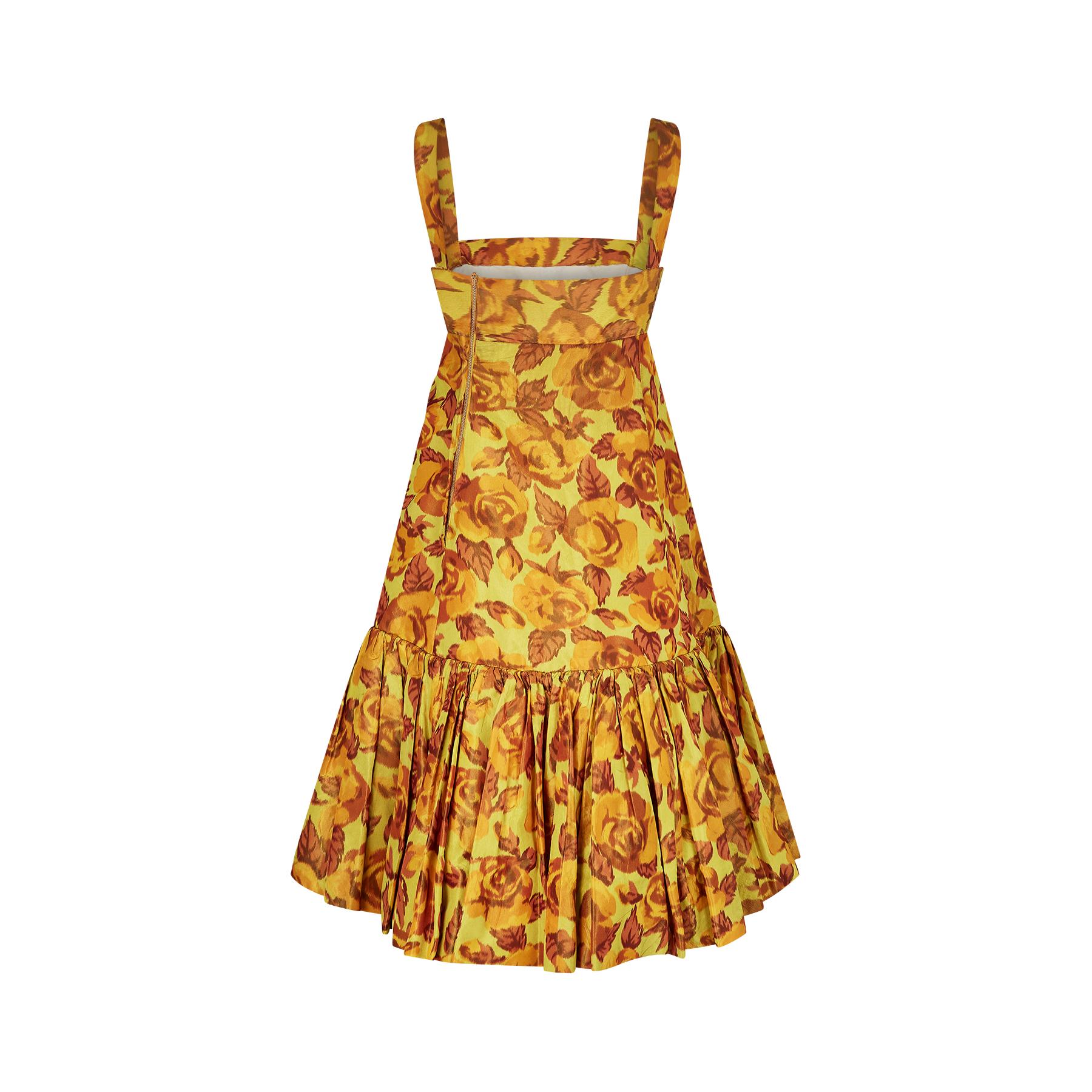 1950s Traina-Norrell Yellow Taffeta Silk Rose Print Dress In Good Condition For Sale In London, GB