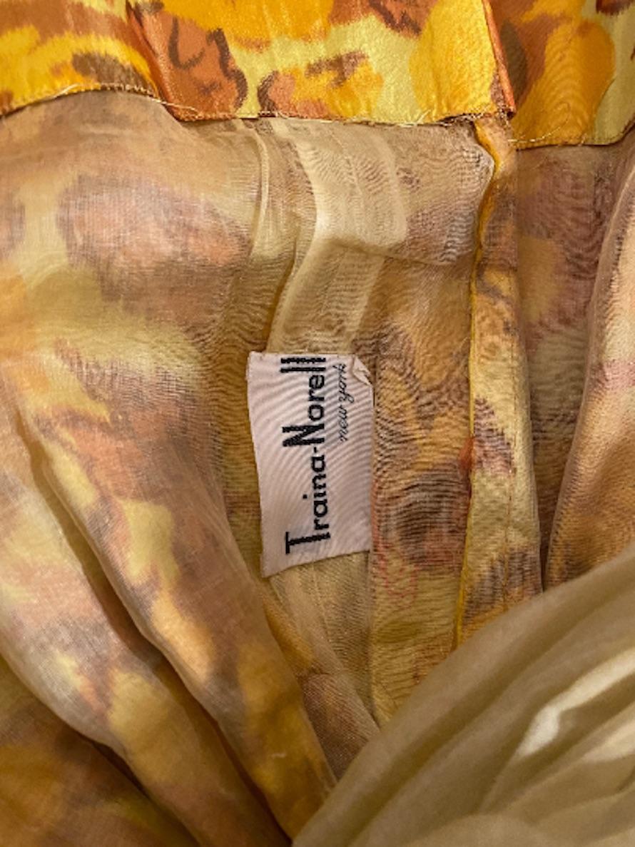1950s Traina-Norrell Yellow Taffeta Silk Rose Print Dress For Sale 2