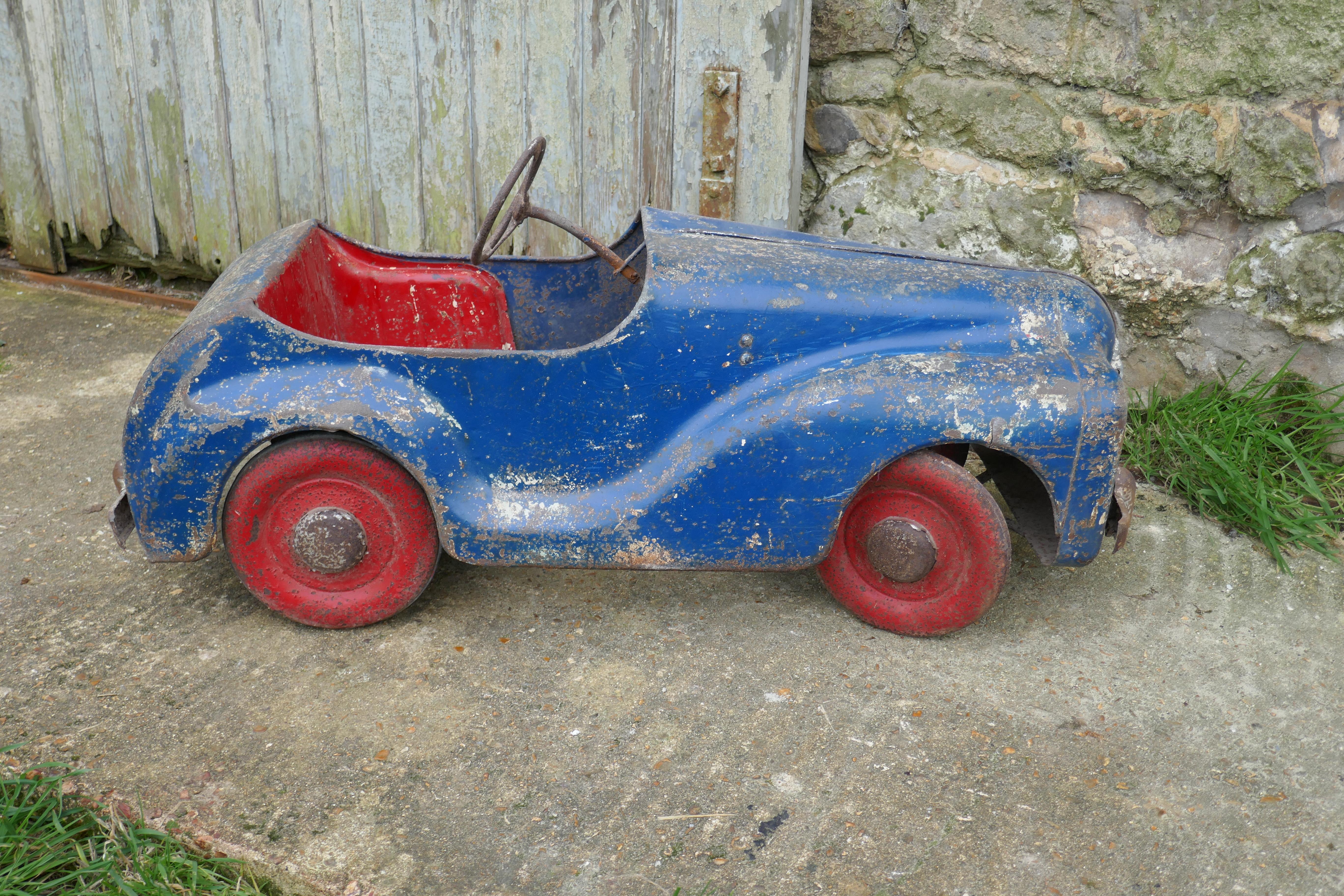 1950s Tri-ang Pedal Car, Original Paint In Fair Condition In Chillerton, Isle of Wight