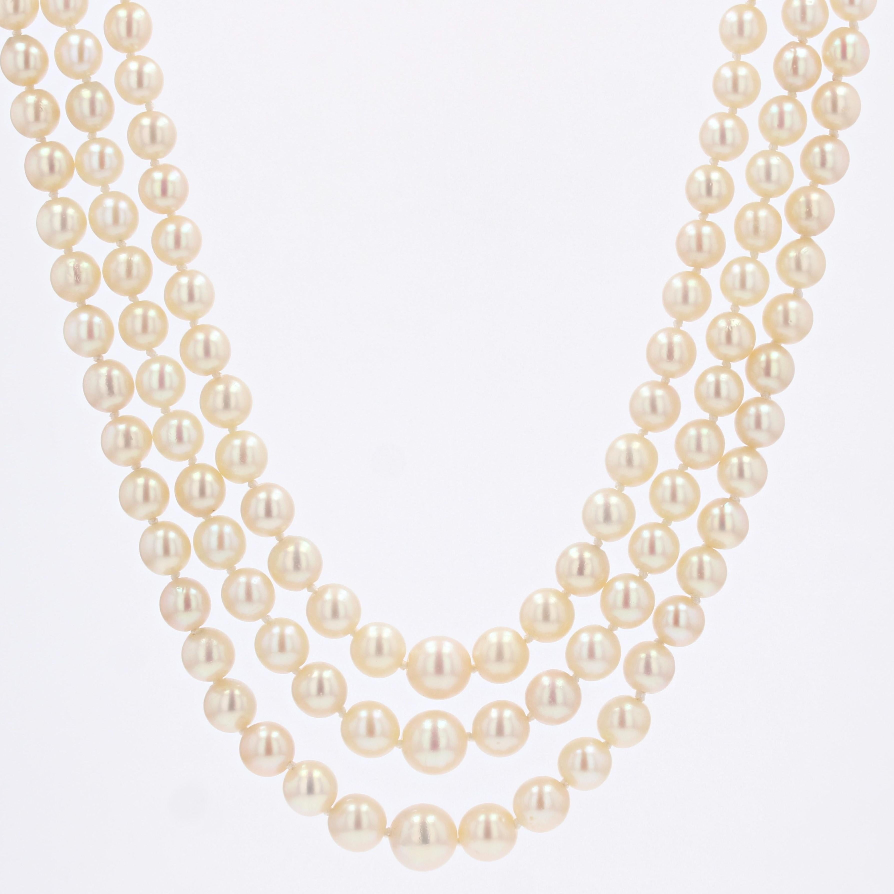 1950s Triple Strand Cultured Pearl Necklace For Sale 8