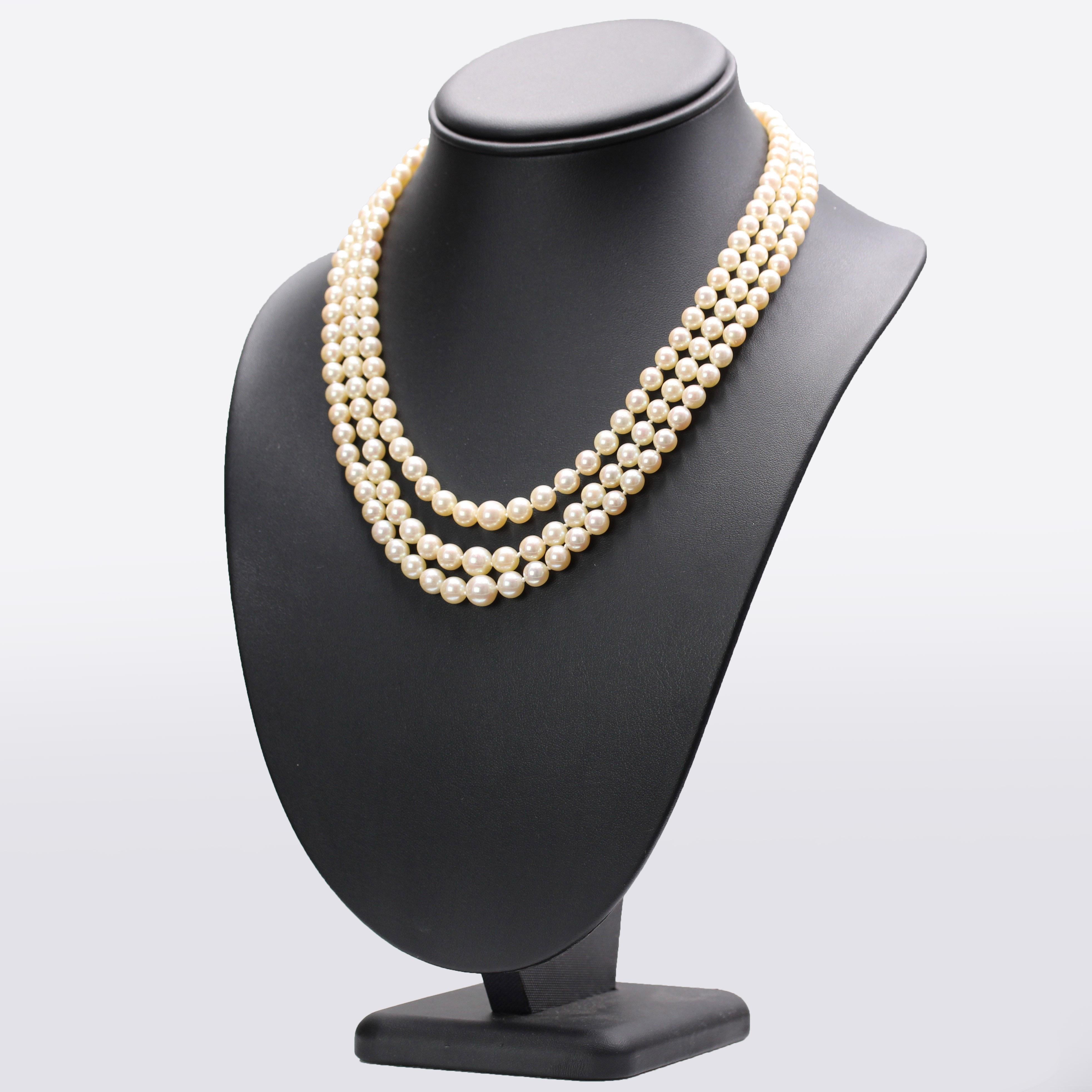 1950s Triple Strand Cultured Pearl Necklace For Sale 2