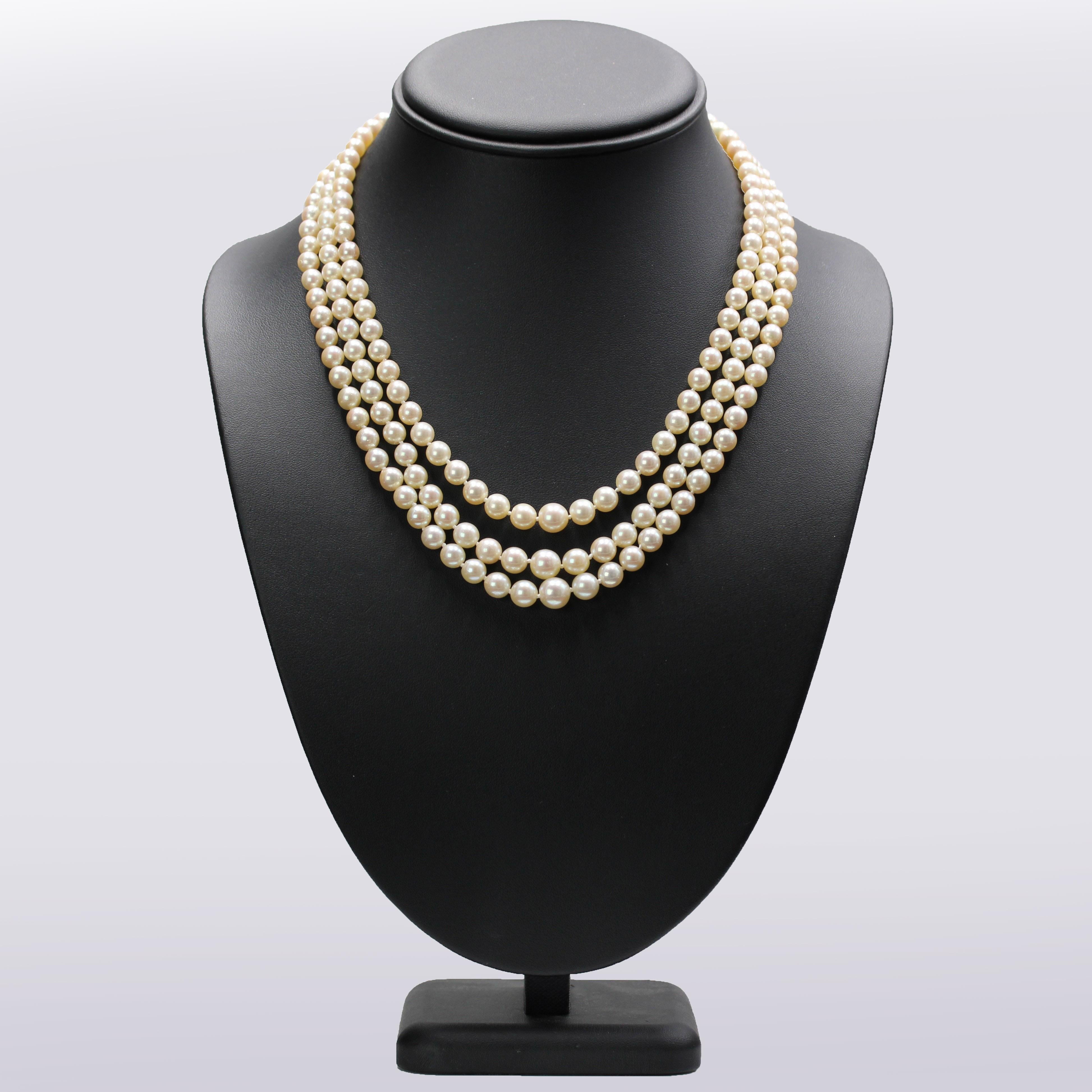 1950s Triple Strand Cultured Pearl Necklace For Sale 3