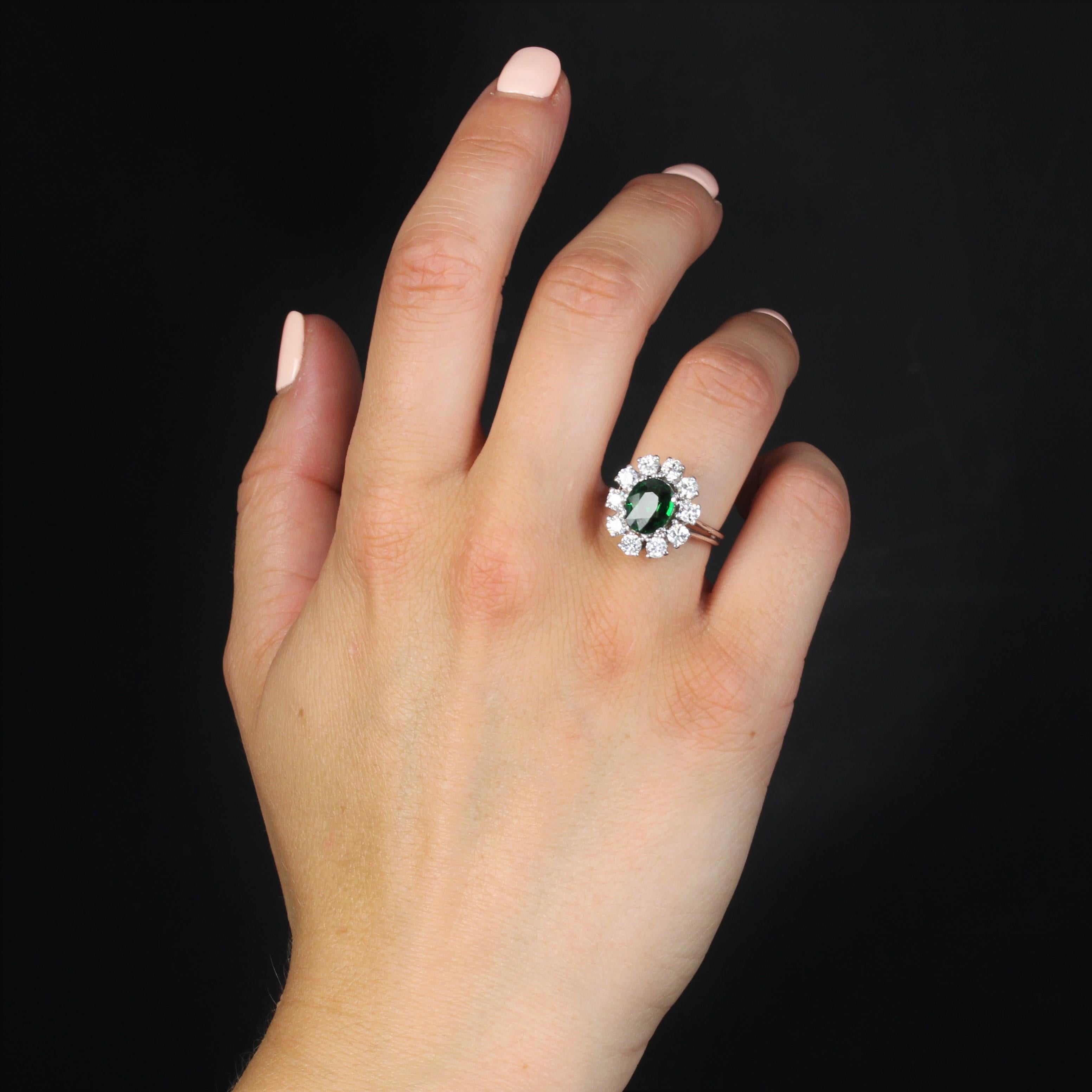 Oval Cut 1950s Tsavorite Garnet Diamonds 18 Karat White Gold Daisy Ring For Sale