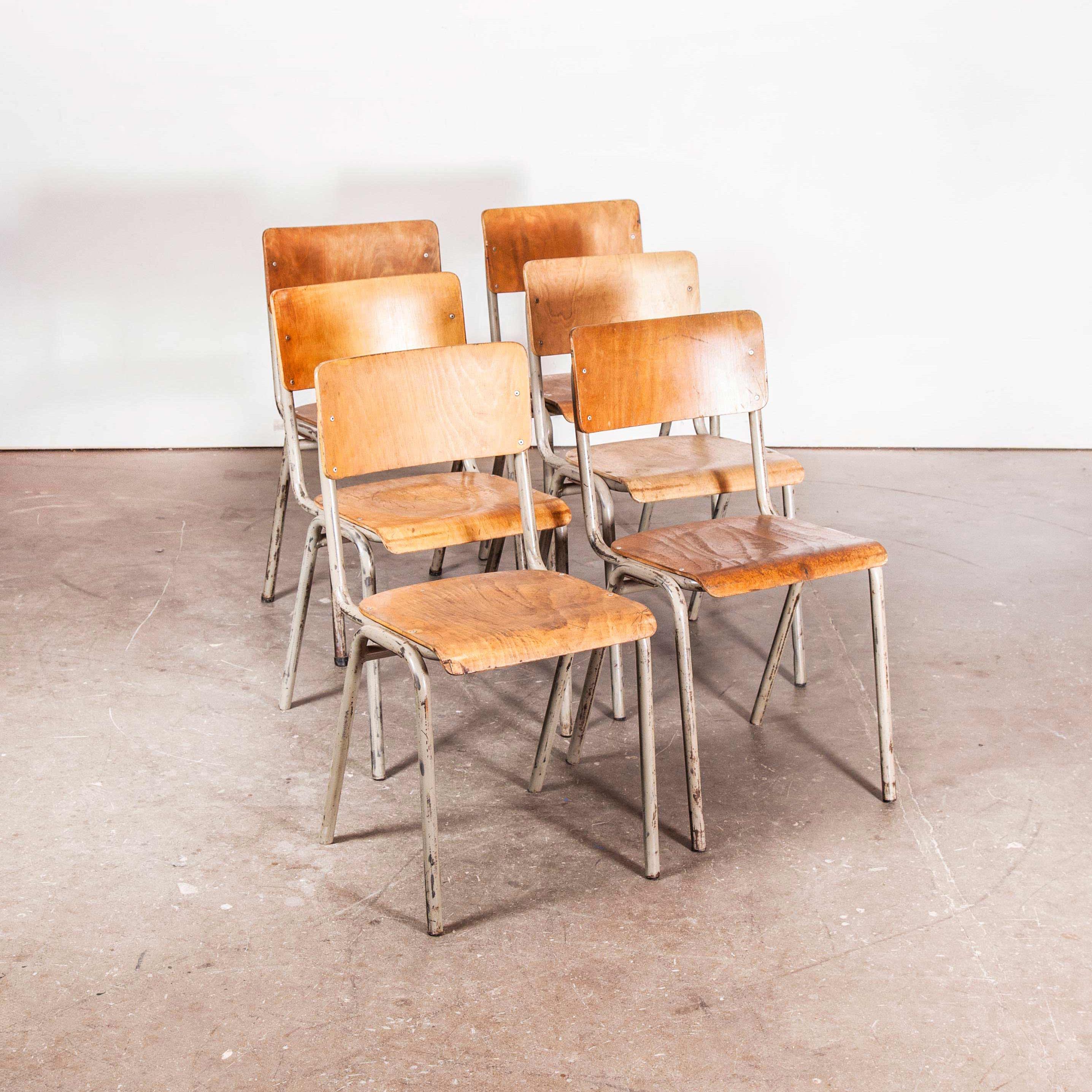 1950s Tubax Belgian Air Force stacking metal frame dining – Café chairs – Set of six
1950s original Tubax Belgian stacking metal frame dining – café chairs – Set of six. Sourced from a Belgian Air Force base, they have a strong metal frame with