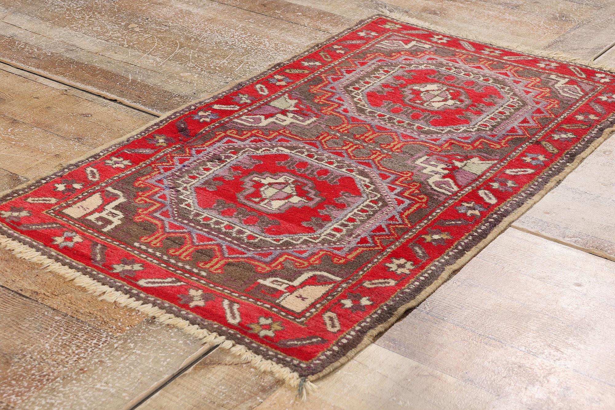 1950’s Turkish Bergama Carpet with Traditional Style For Sale 1