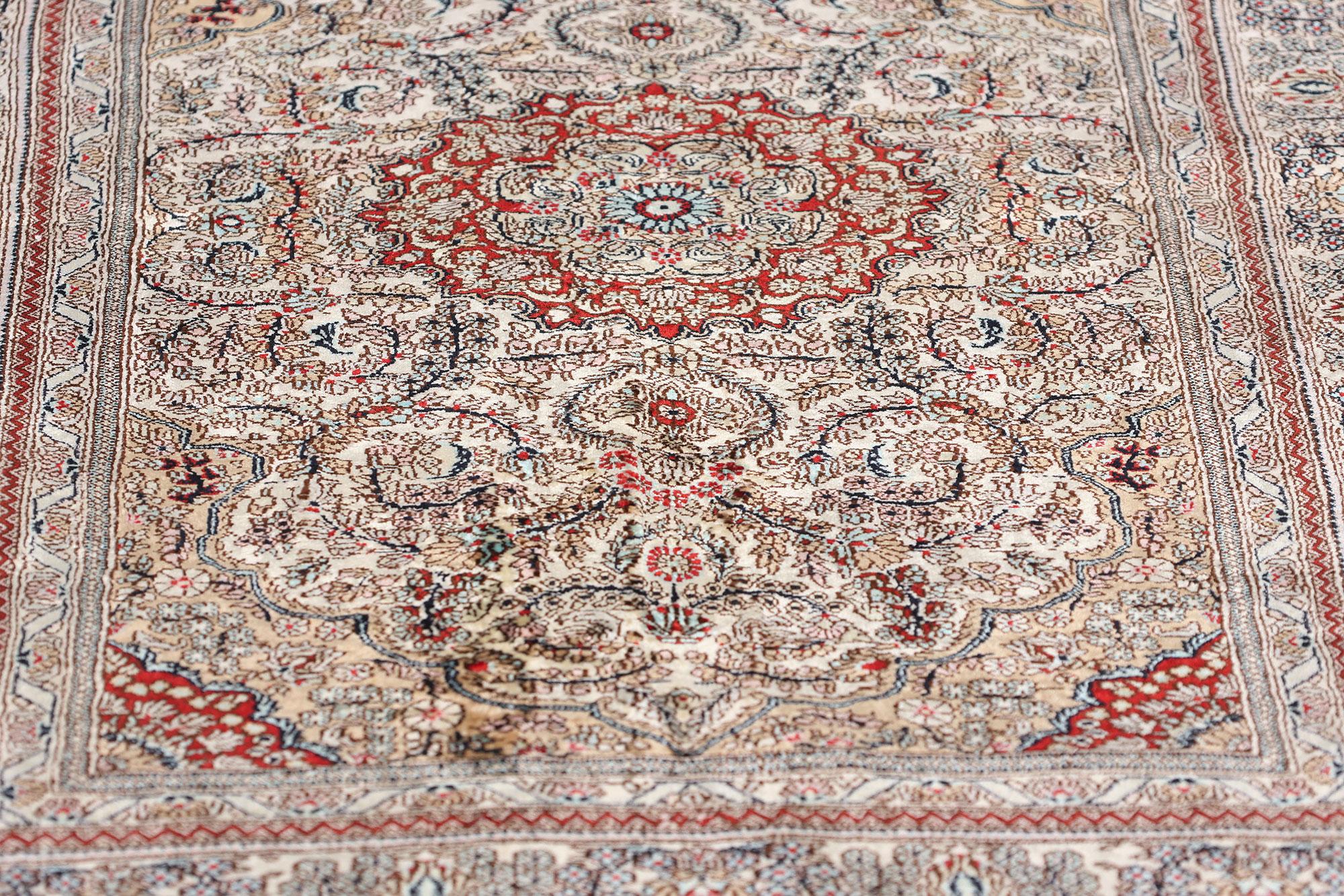 1950's Turkish Silk Hereke Carpet with Traditional Style In Good Condition For Sale In Dallas, TX