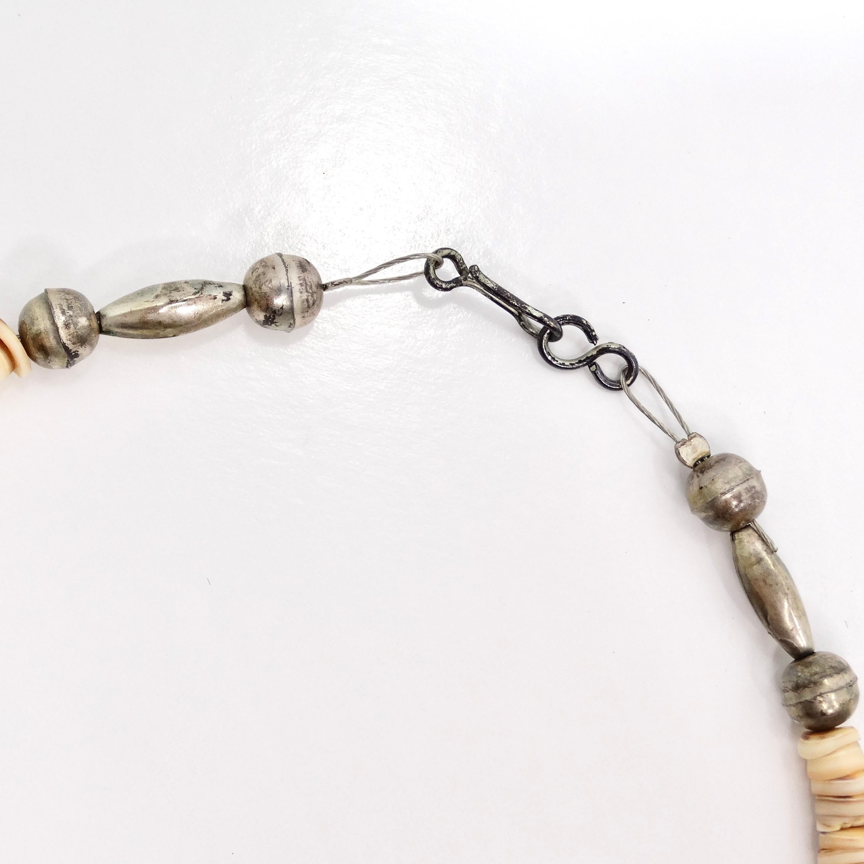 da uomo o donna Collana di perline con conchiglia turchese degli anni '50 in vendita
