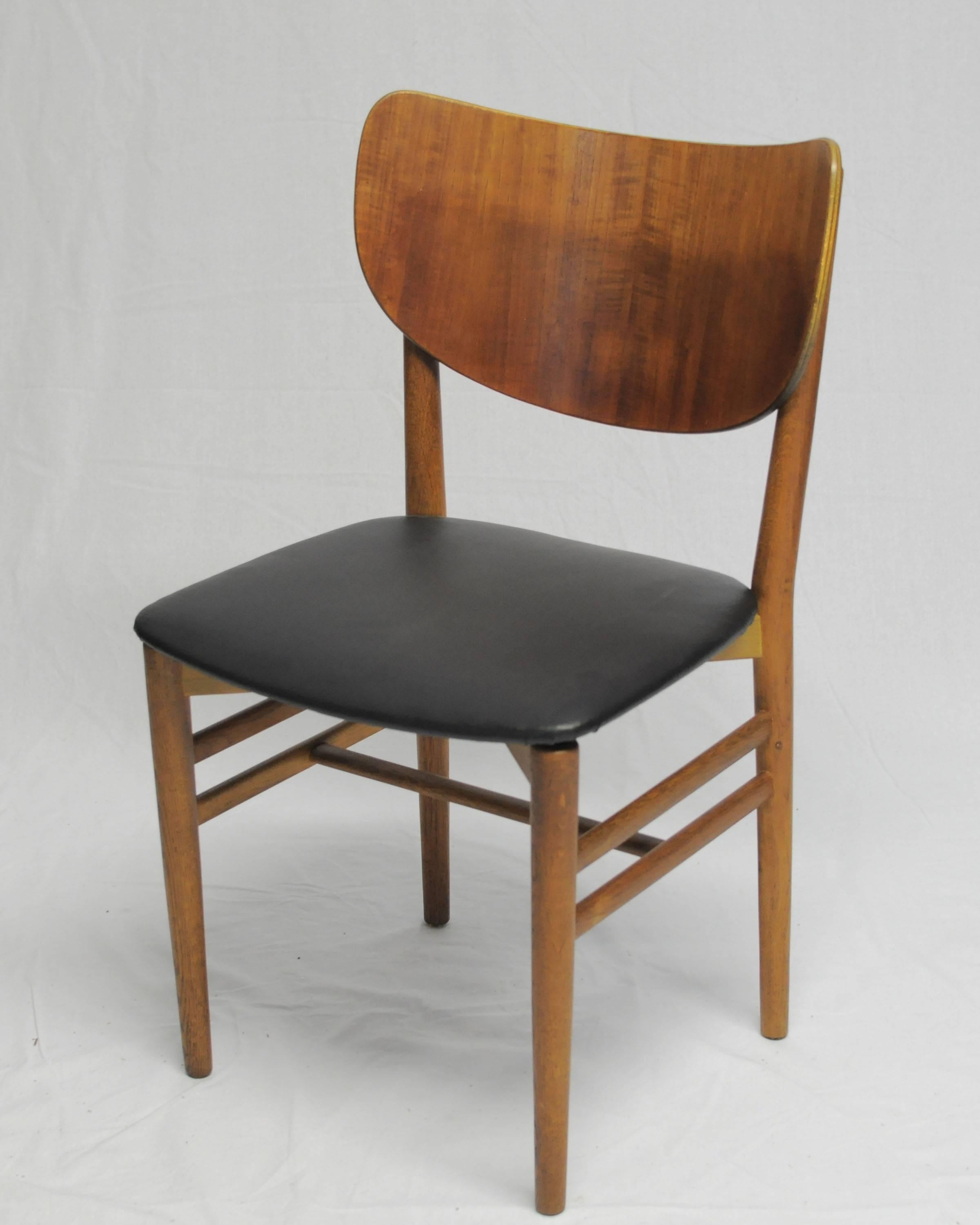 Scandinavian Modern 1950s Twelve Niels Koppel Dining Chairs in Teak and Oak by Slagelse Møbelfabrik