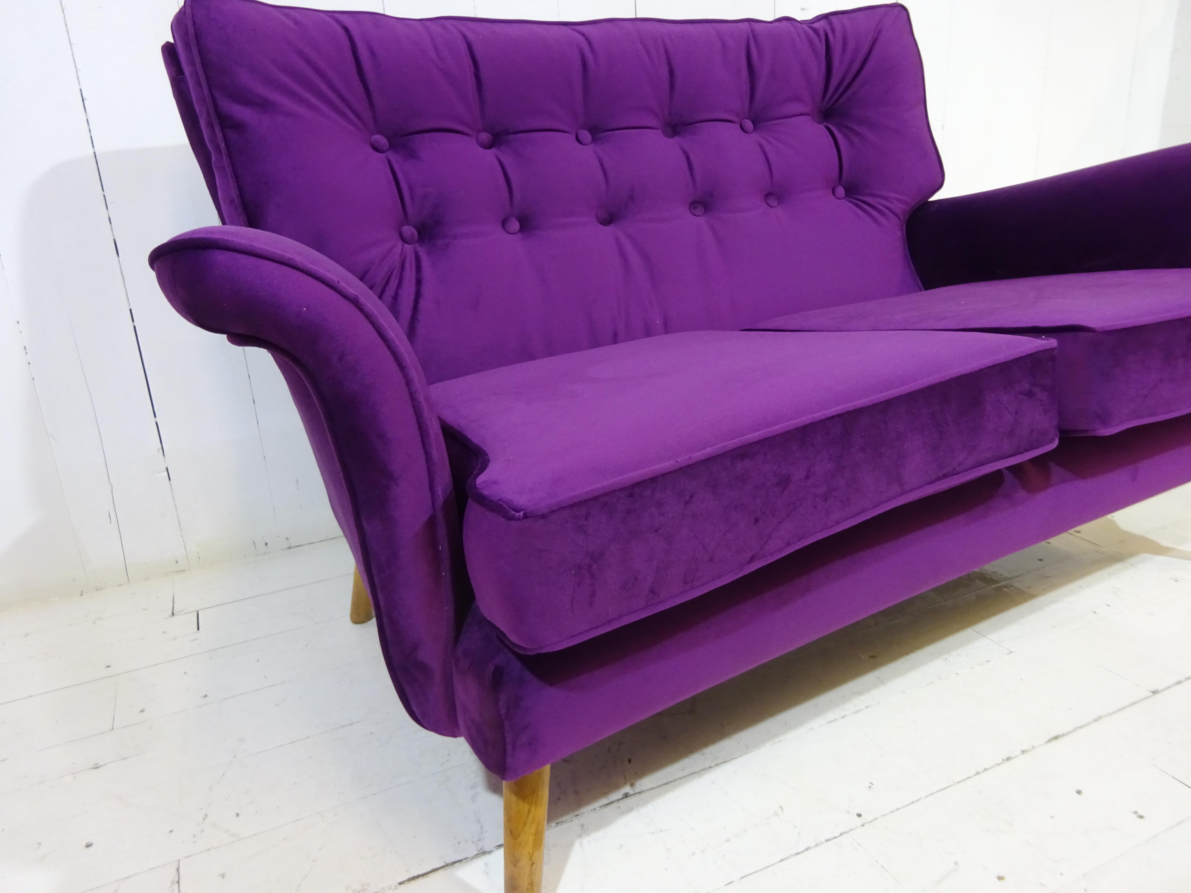 1950's Two Seater Sofa by H Vaughan of London In Good Condition In Tarleton, GB