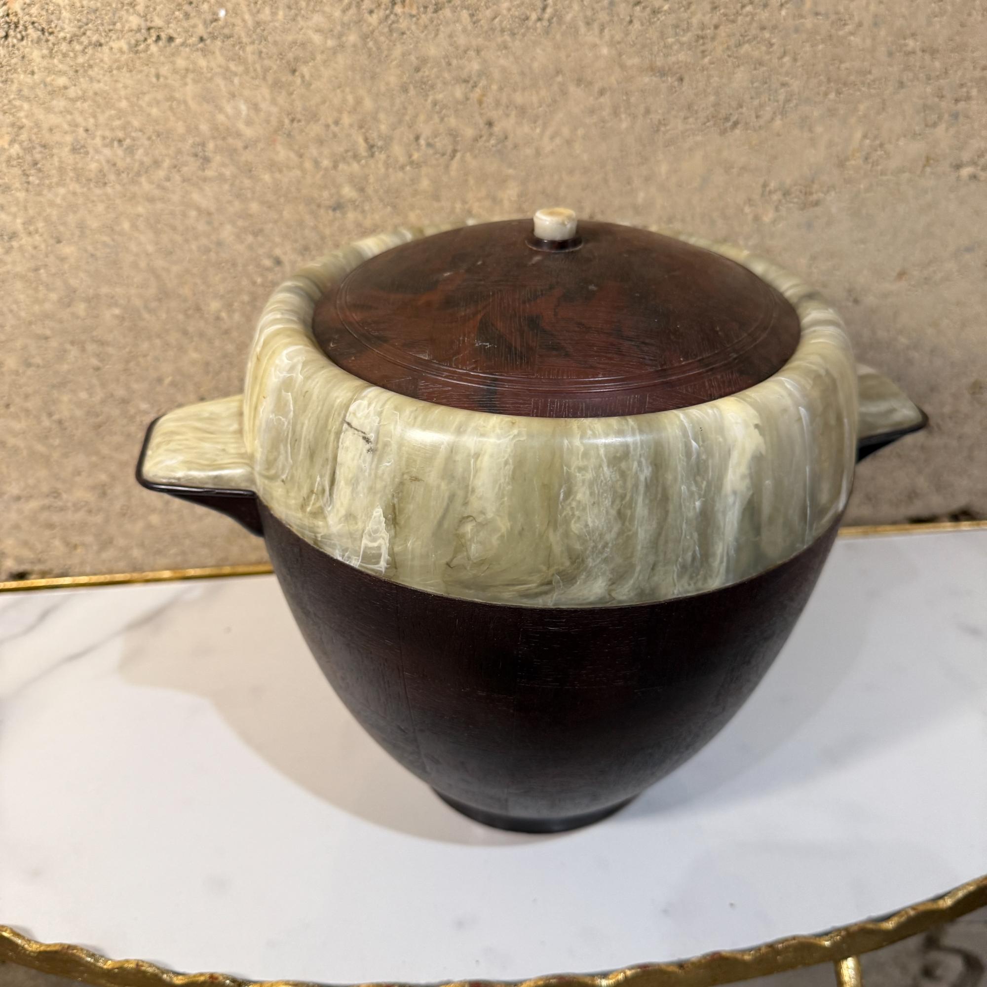 1950s Two-Tone Ice Bucket Faux Wood & Marble Mexico For Sale 4