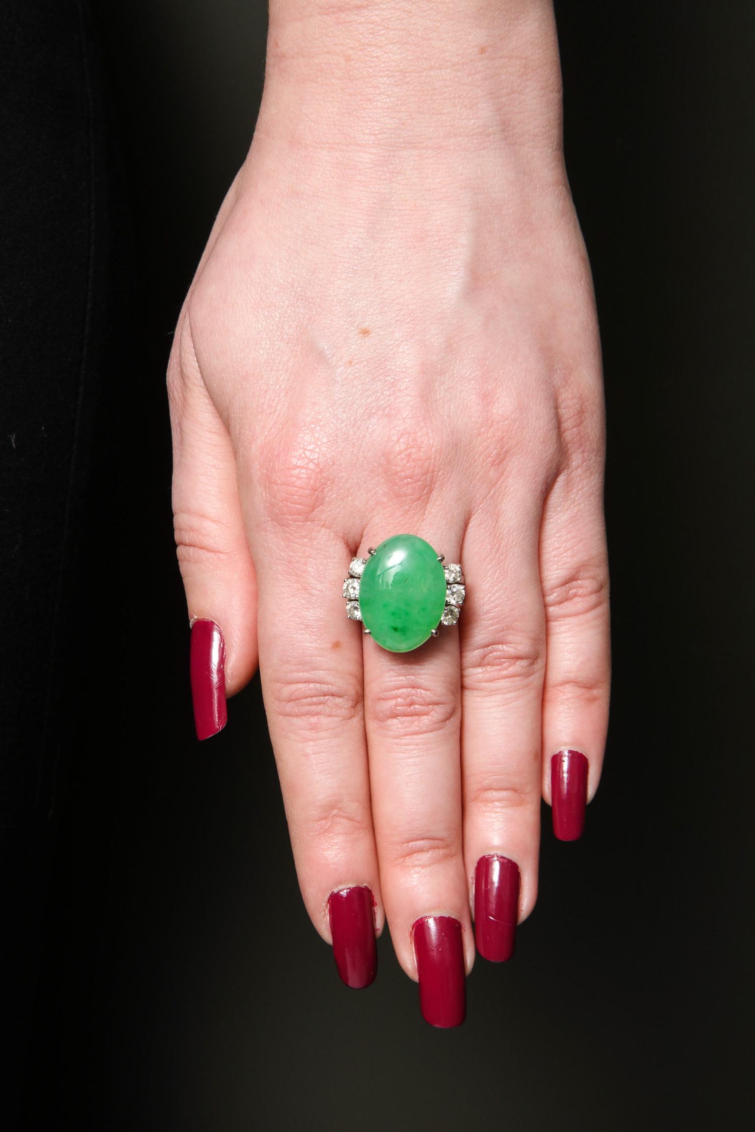 1950s Unisex Oval Cut Beautiful Color Jadeite With Diamonds White Gold Ring 7