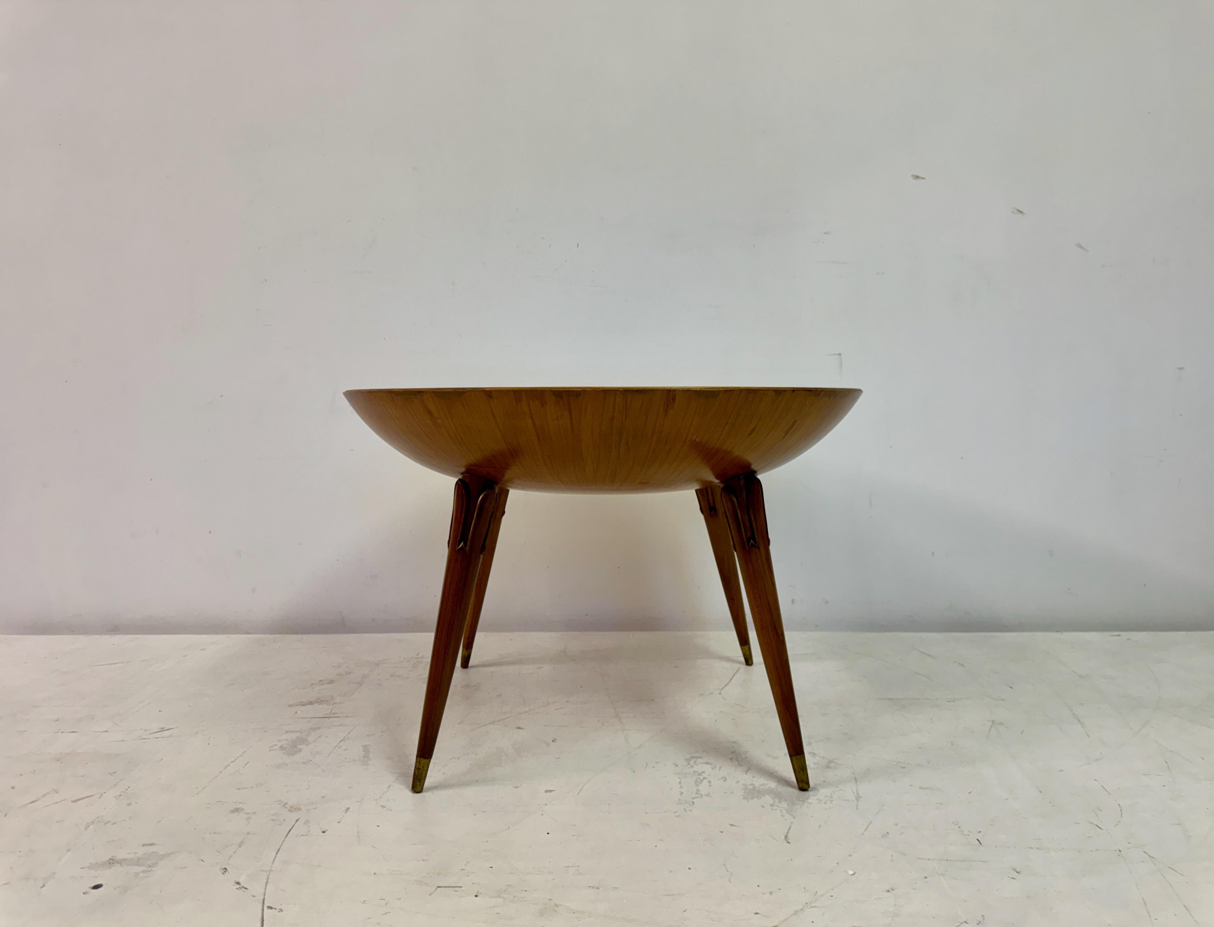 Table basse italienne insolite des années 1950 avec modèle de poisson en vente 10