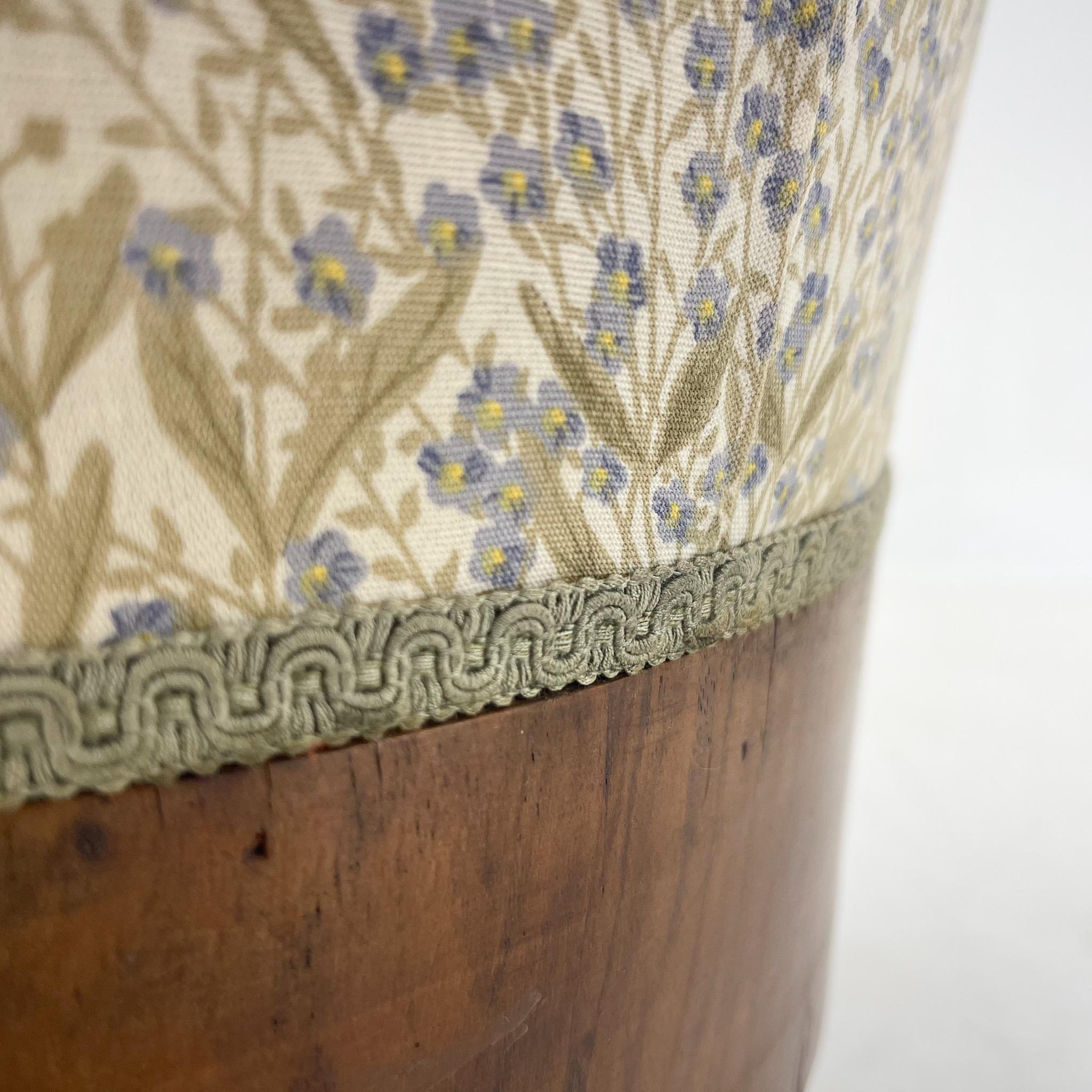 Fabric 1950's Upholstered Wallnut Veneer Tabouret or Footstool, Italy