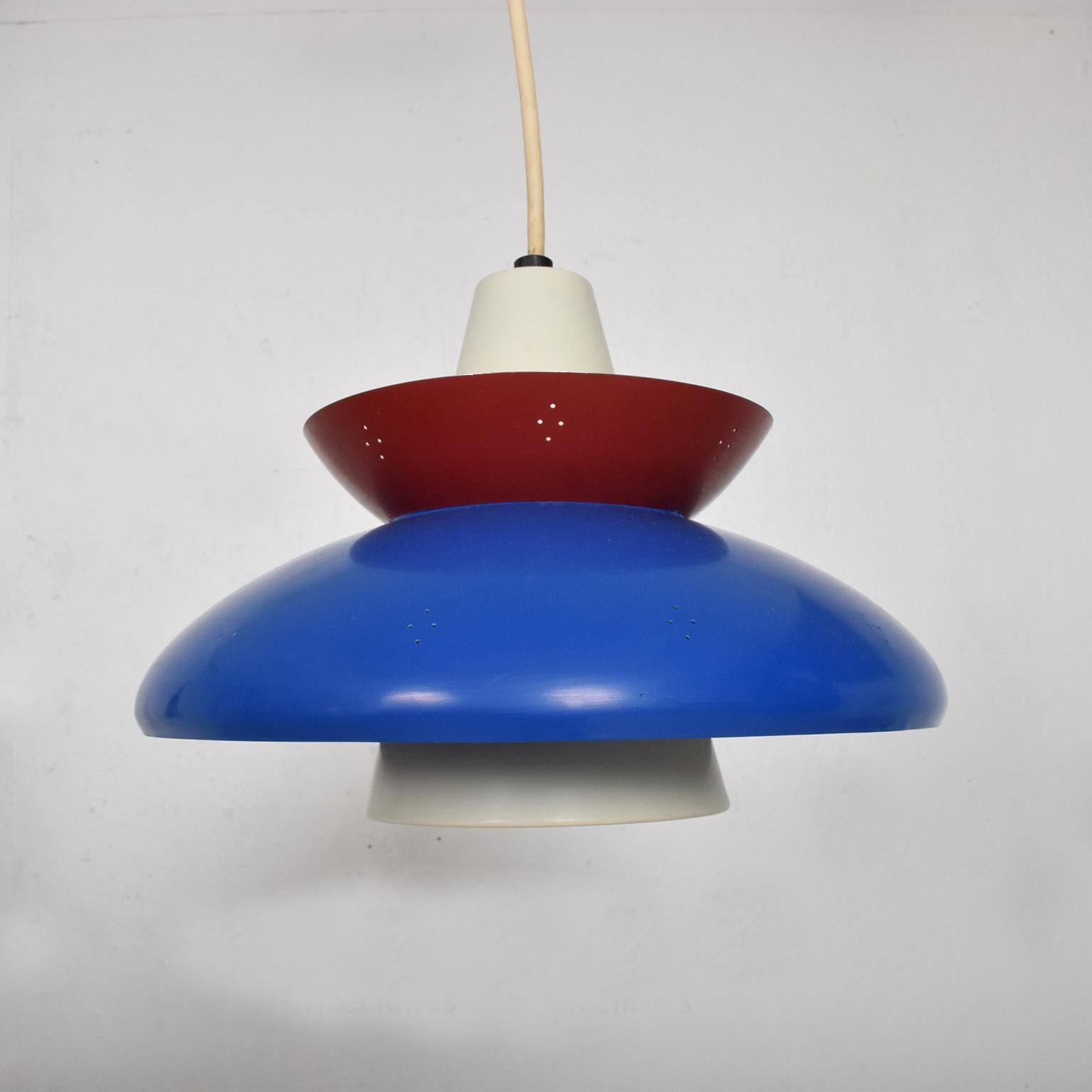 1950s USA Patriotic Pendant Light Mid-Century Modern Red White and Blue Lamp 1
