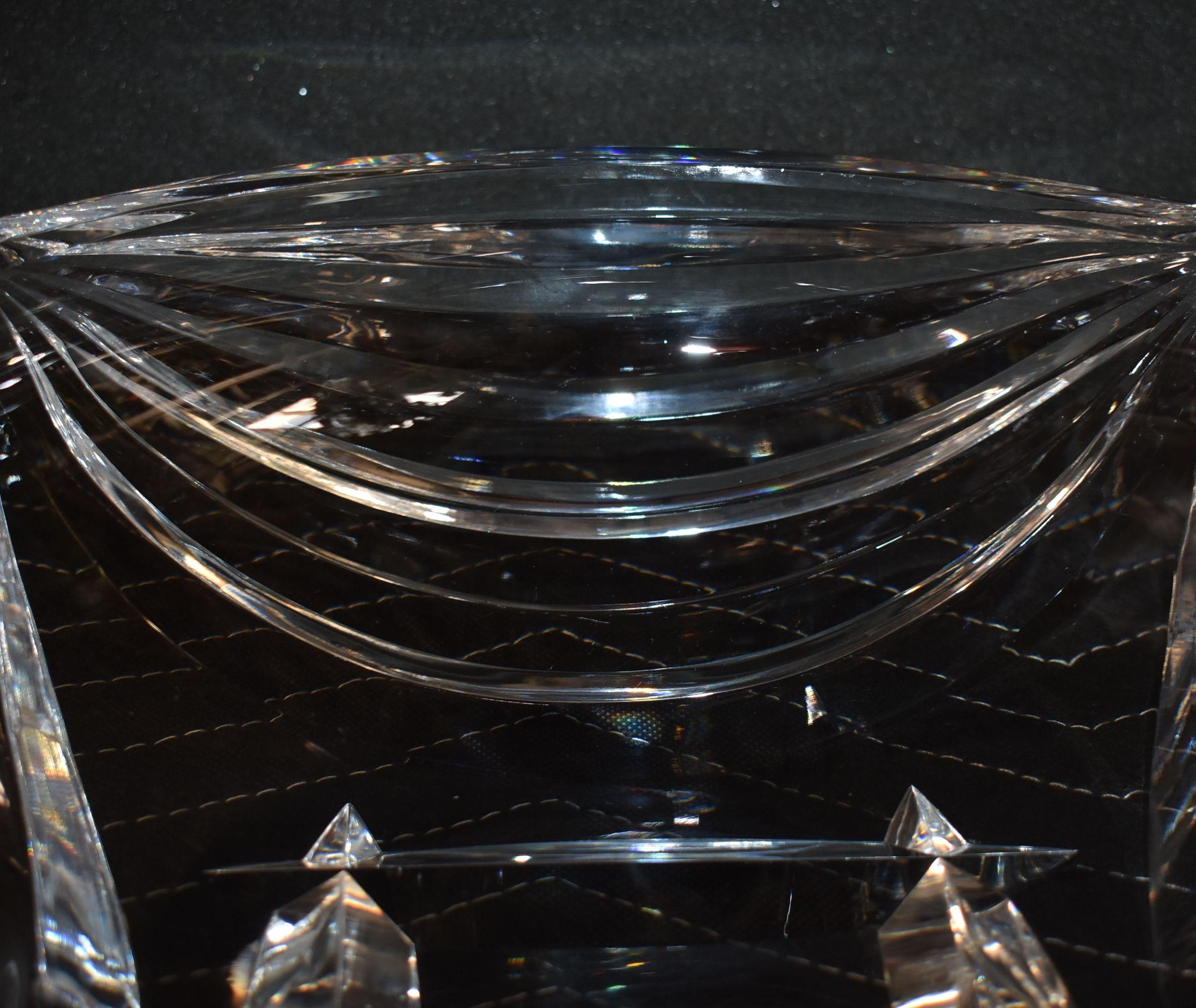 Belge bol central en cristal clair Val Saint Lambert des années 1950 en vente