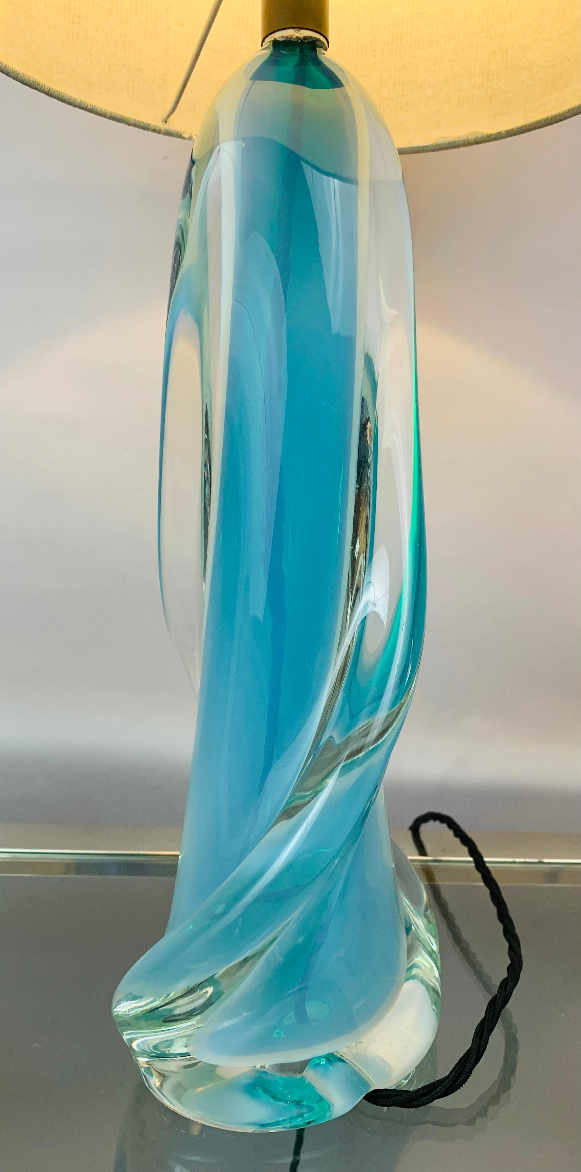 20th Century 1950s Val Saint Lambert Opalescent Turquoise & Clear Crystal Glass Table Lamp