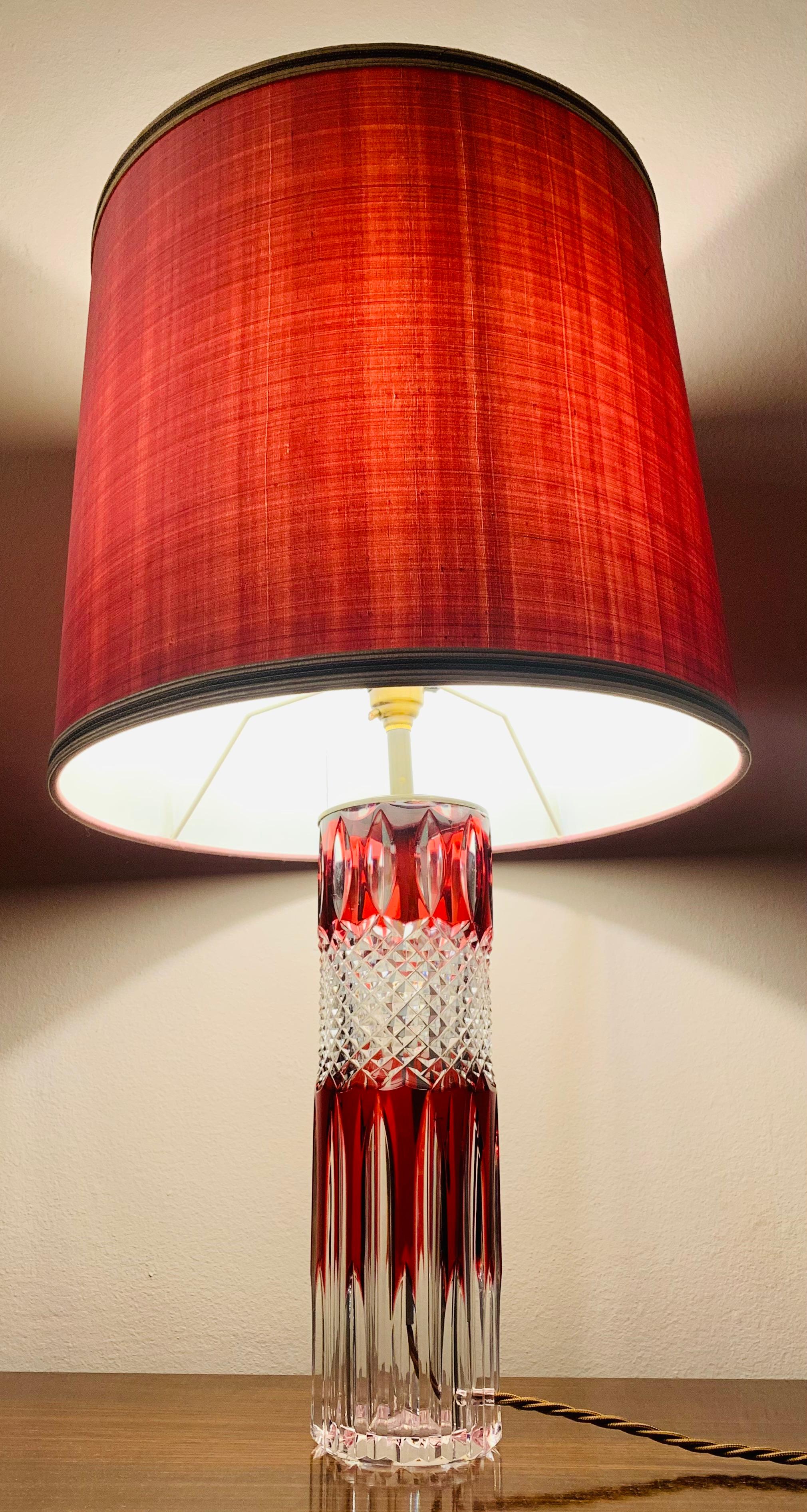 Belgian 1950s Val St Lambert Ruby Red &Clear Cut Glass Crystal Table Lamp, Signed 21/100 For Sale