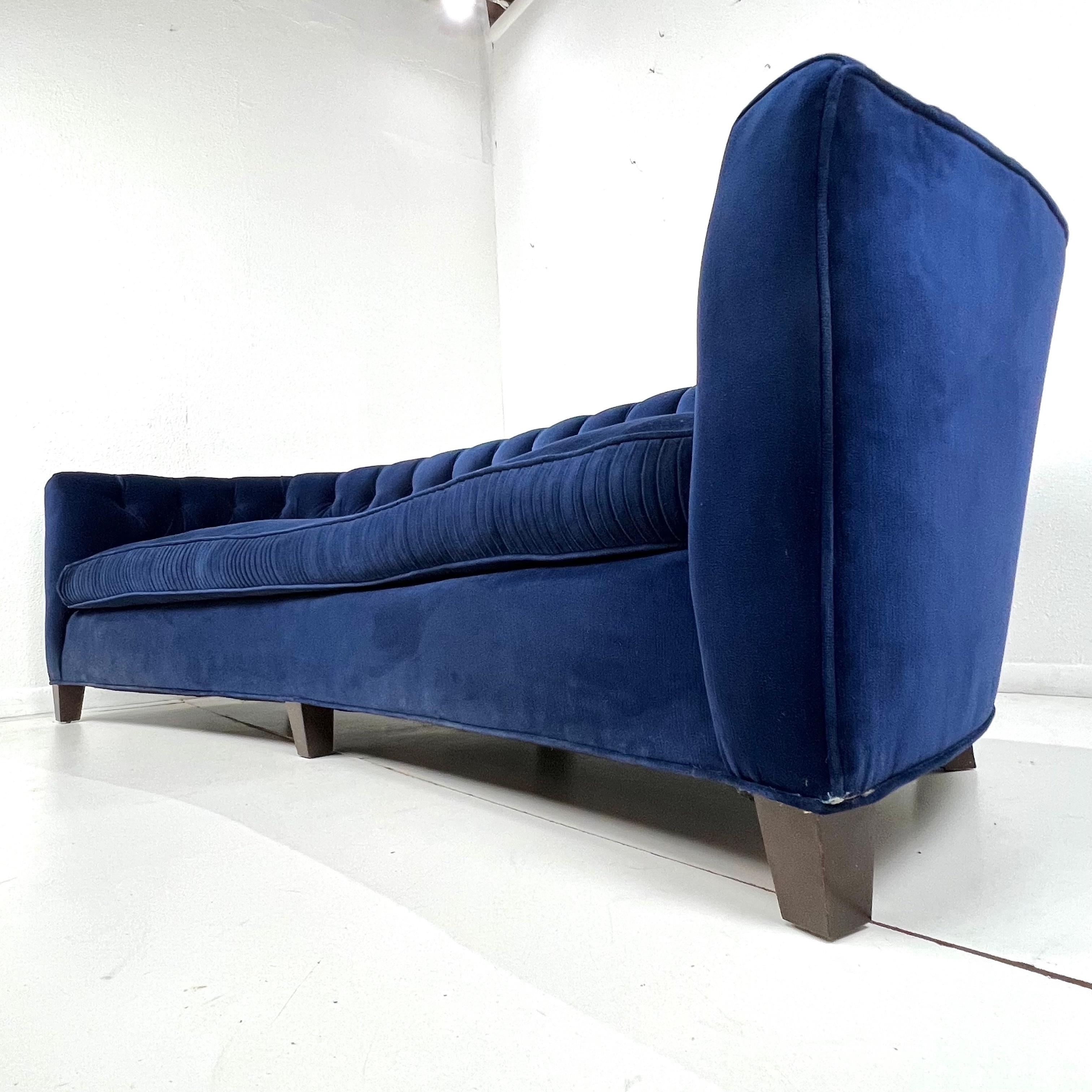 1950s Velvet Tufted Curved Sofa 2