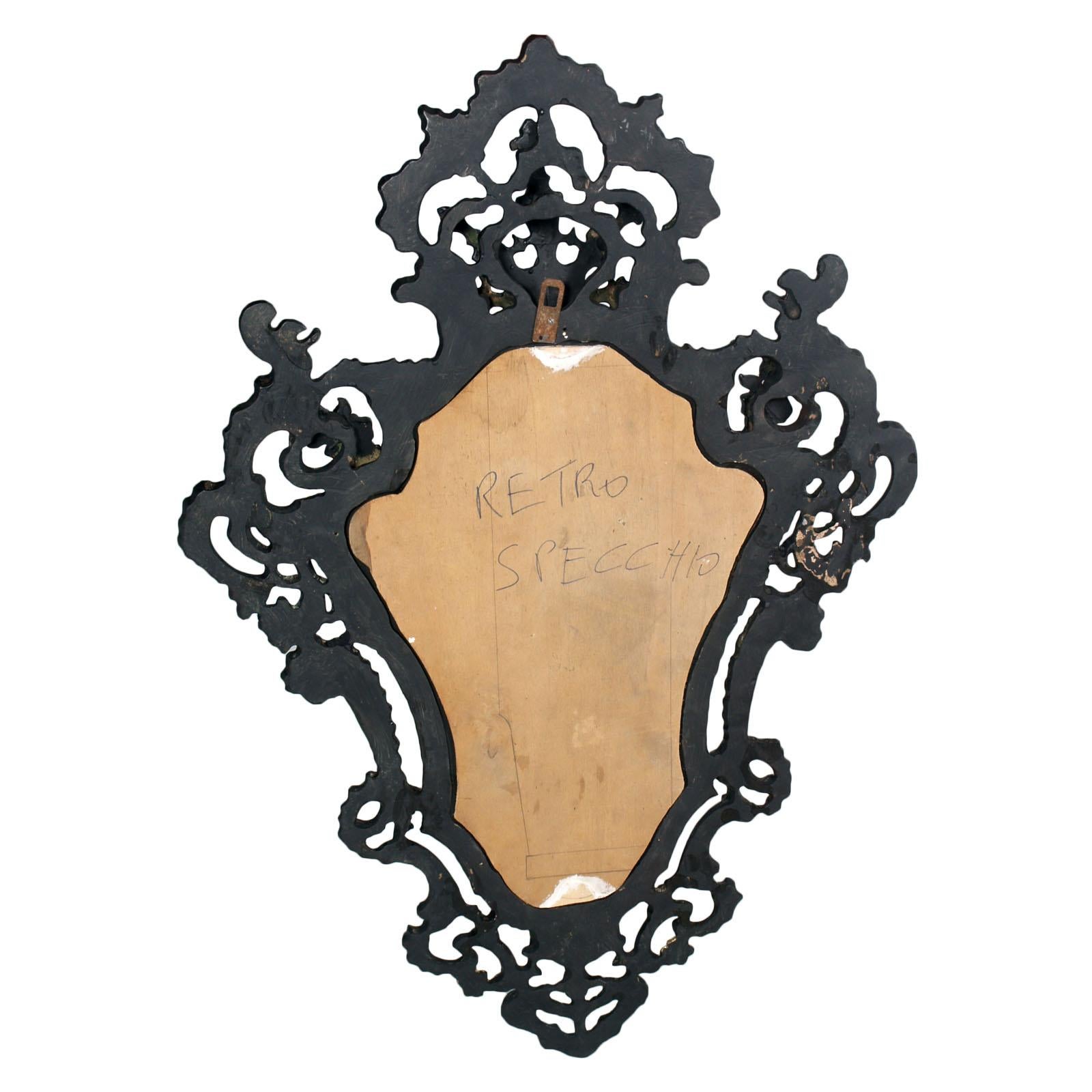 1940s Venetian Rococò Style Wall Mirror in pressed Wood Black and Gold Laquered For Sale 3