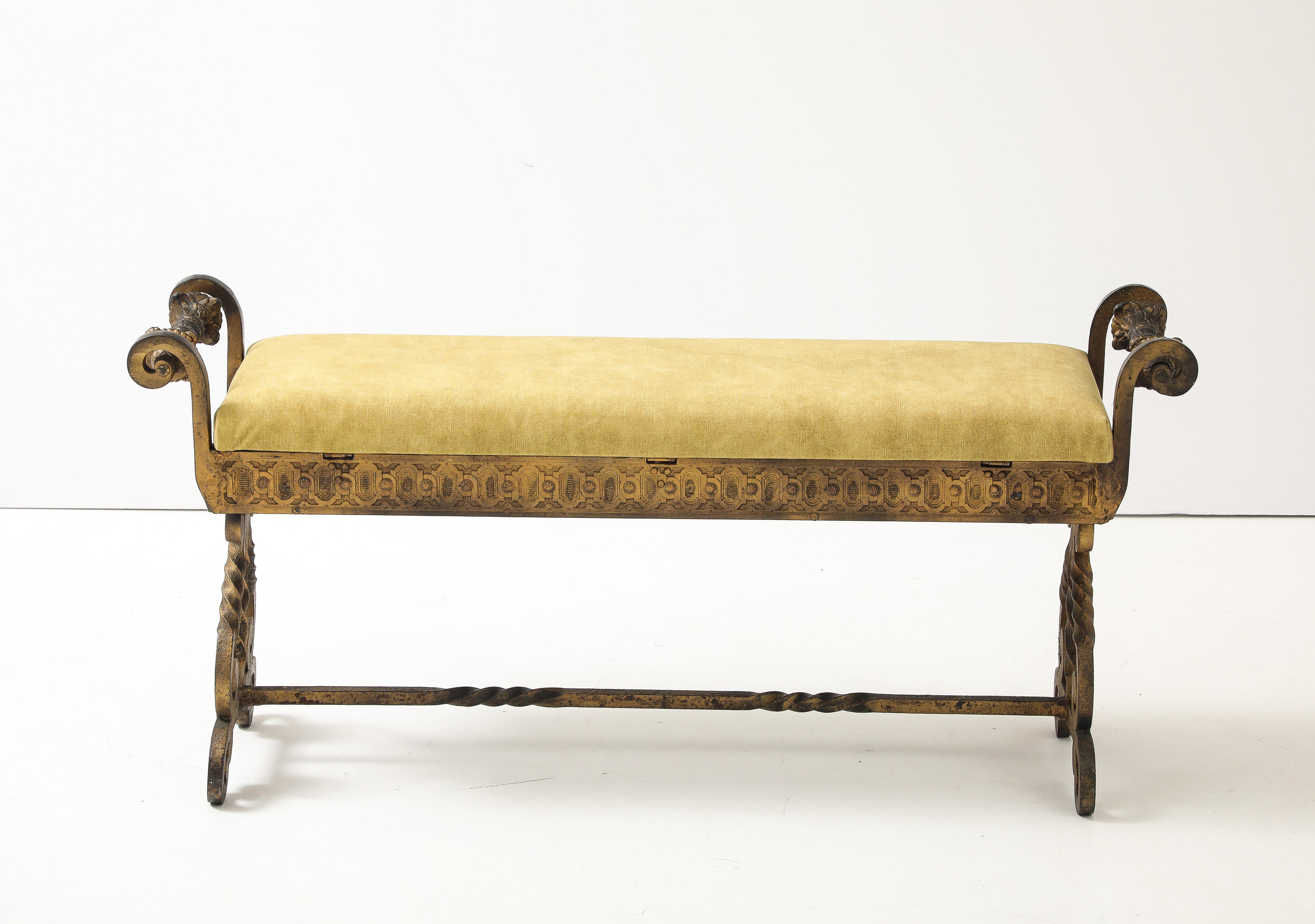 Banc italien en fer massif très lourd des années 1950 avec rangement en vente 6