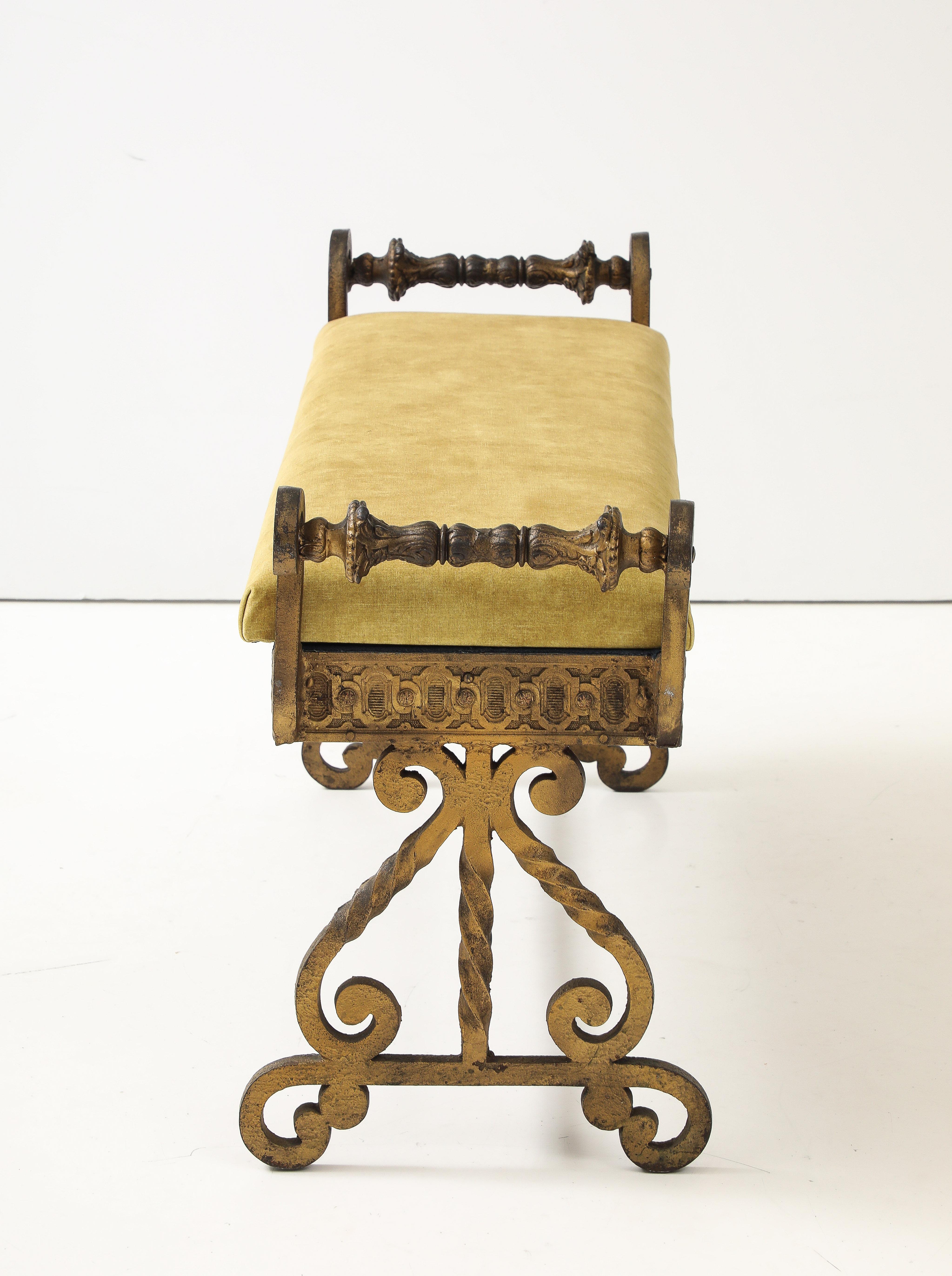 Banc italien en fer massif très lourd des années 1950 avec rangement en vente 9